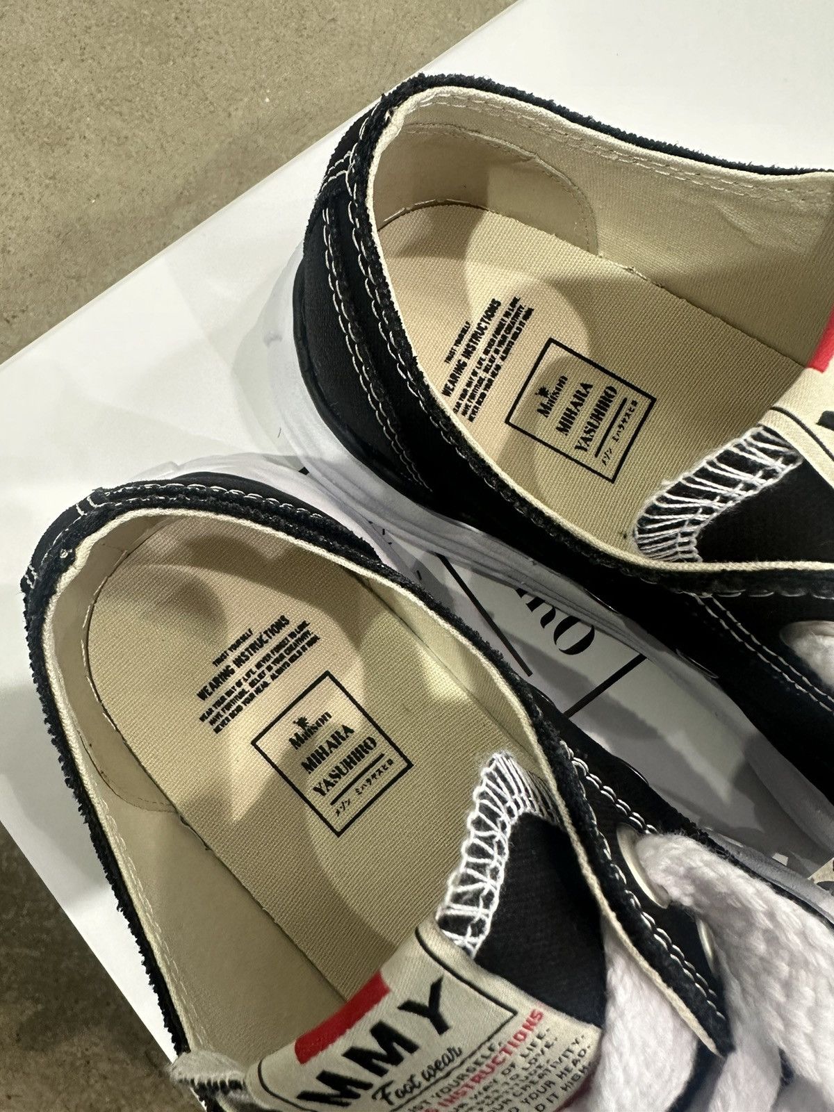 Maison MIHARA YASUHIRO MAISON MIHARA YASUHIRO - Peterson Low Black Sneakers Size US 6 / EU 39 - 8 Thumbnail
