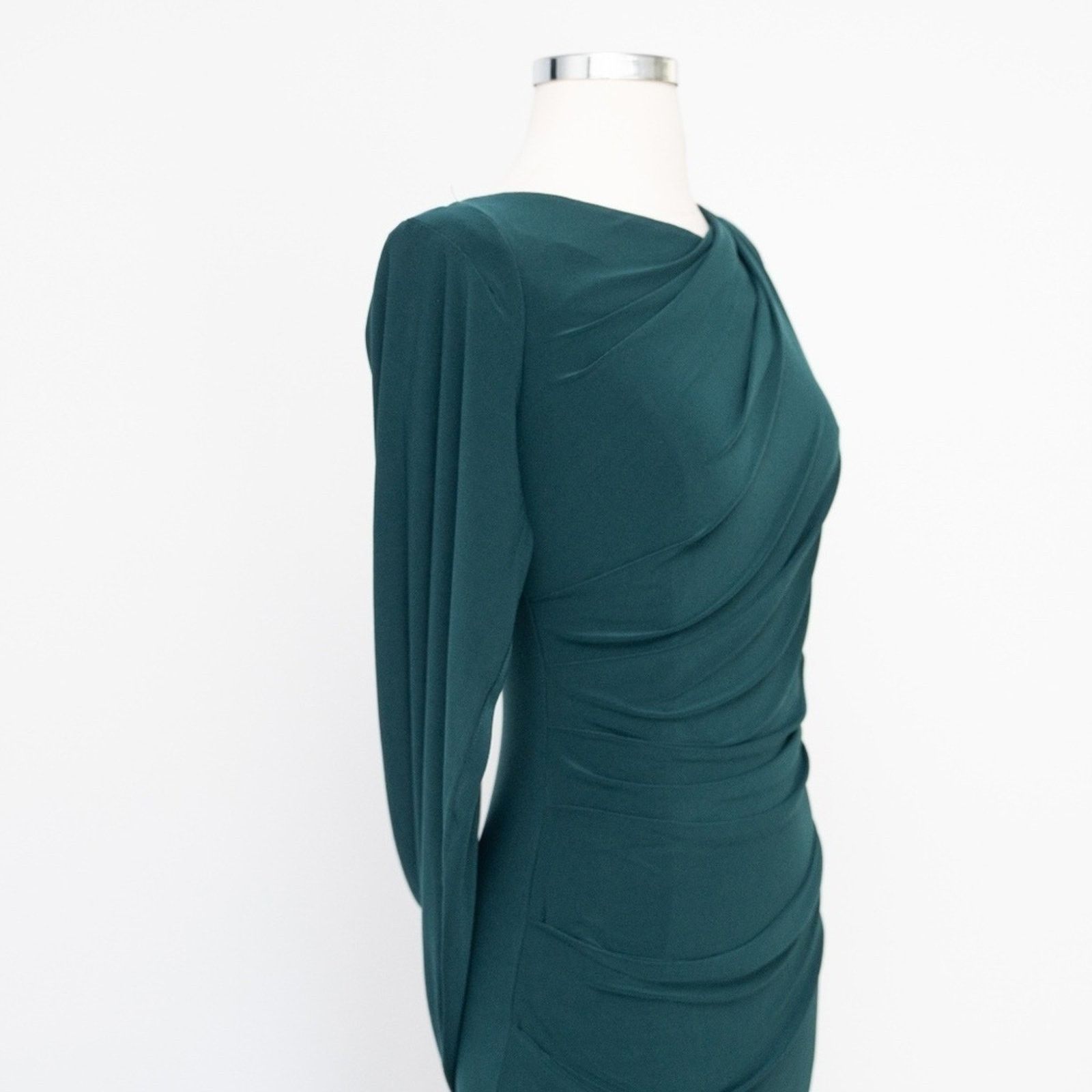 Designer Betsy & Adam. Drape-Back Gown. Size S / US 4 / IT 40 - 11 Thumbnail