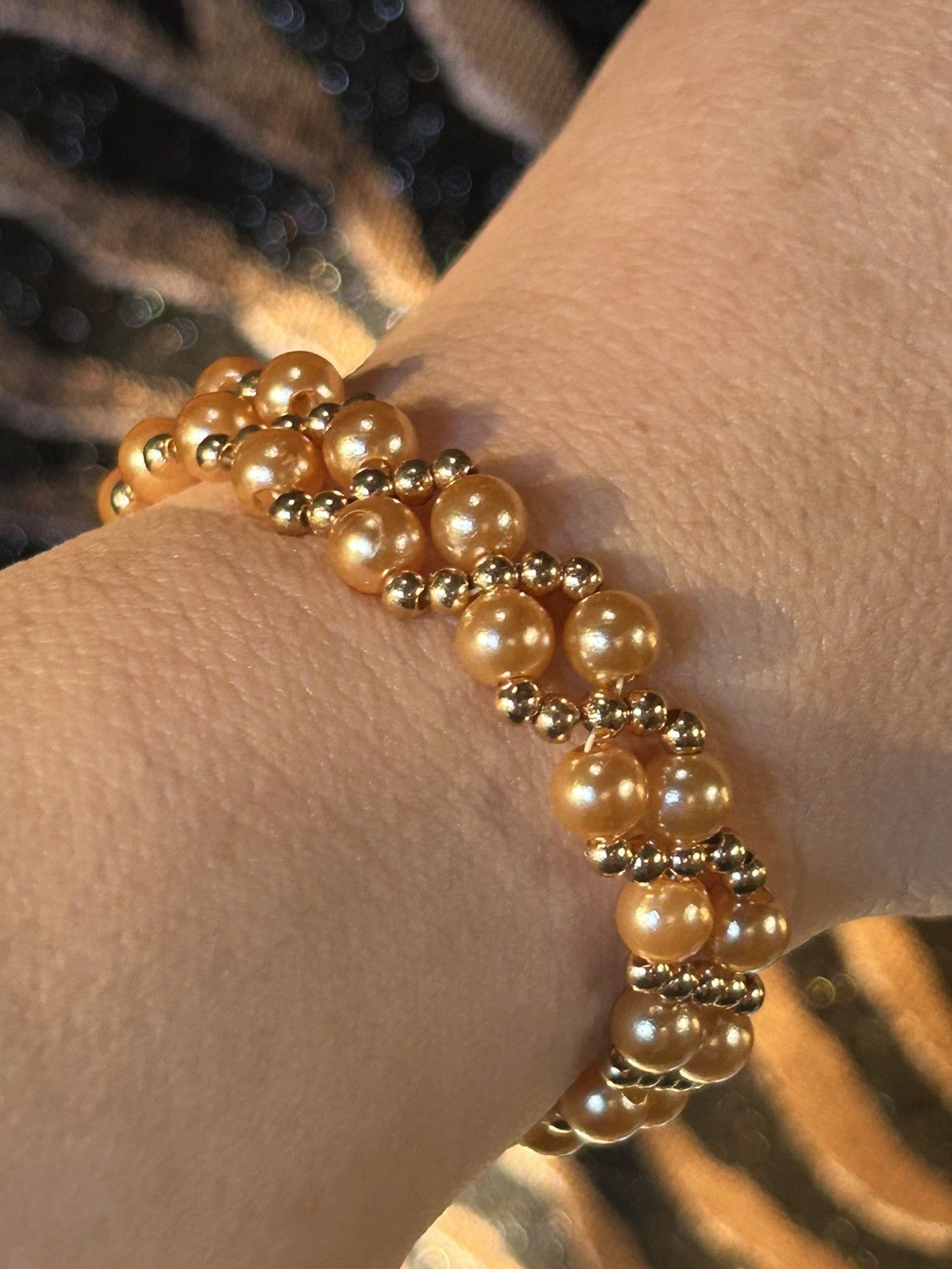 Handmade Handcrafted champagne pearl lattice bracelet Size ONE SIZE - 2 Thumbnail