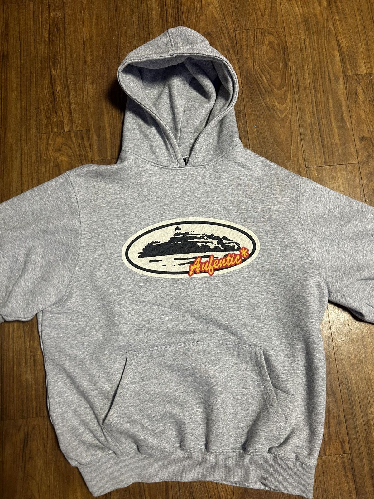 Corteiz Corteiz Alcatraz Authentic Hoodie OG RARE (Grey Corteiz Corteiz Alcatraz Authentic Hoodie OG RARE (Grey