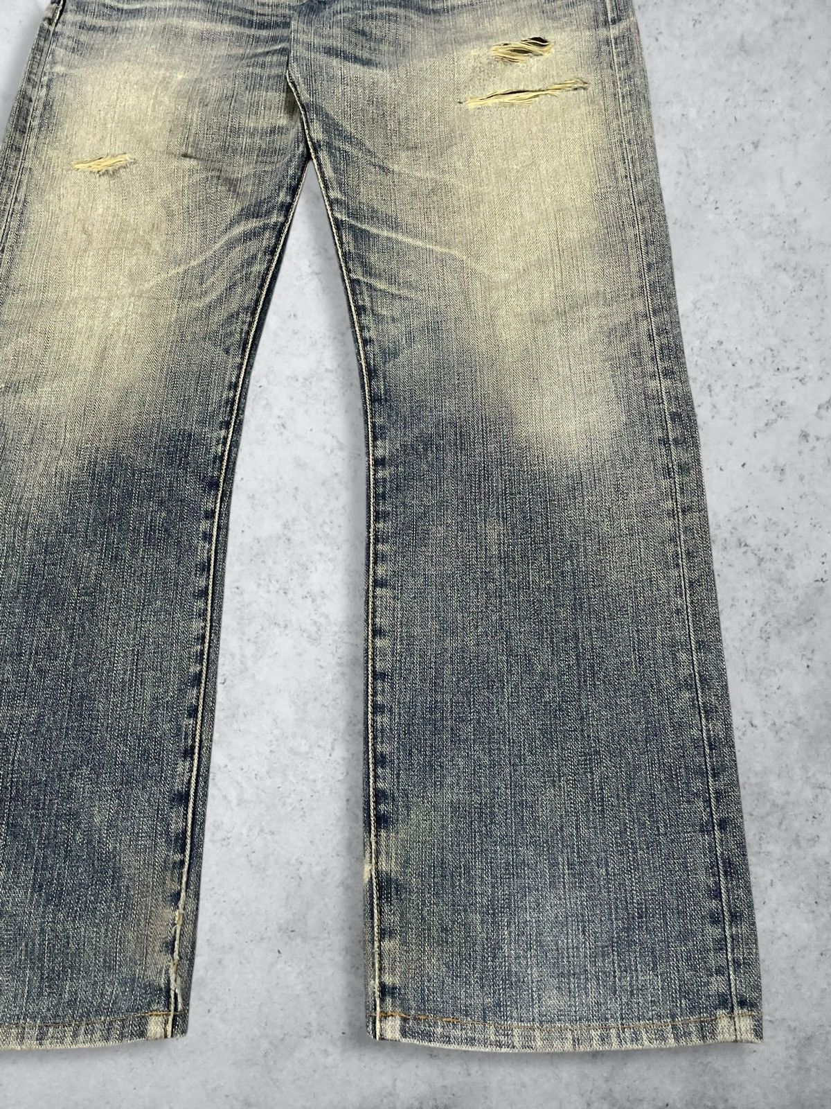 Levi's Vintage Y2K Levi’s 505 Sandwash Distressed Baggy Jeans #3072 Size US 33 - 5 Thumbnail