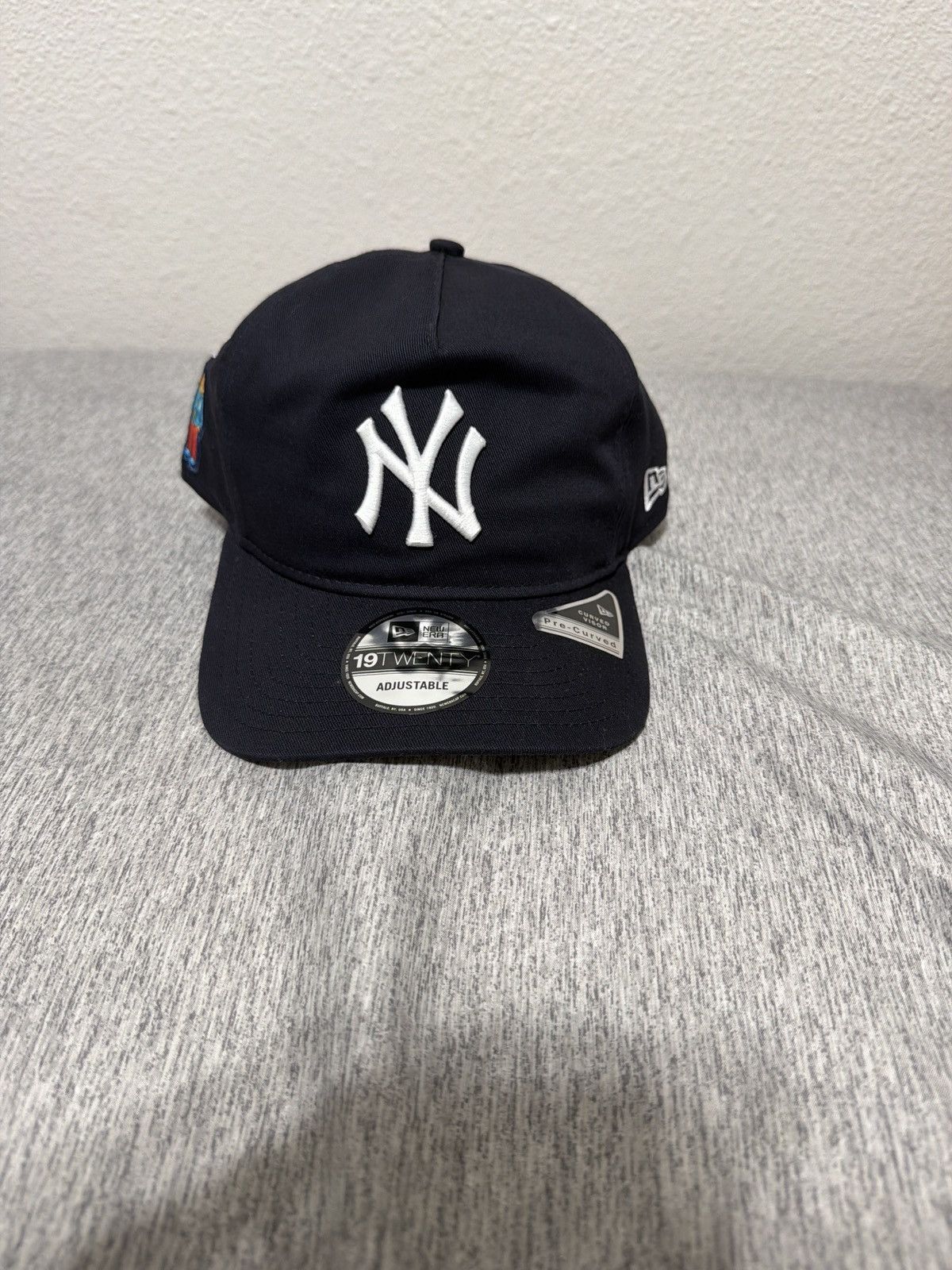 New Era New Era x Frsh x Bad Bunny Size ONE SIZE - 1 Thumbnail