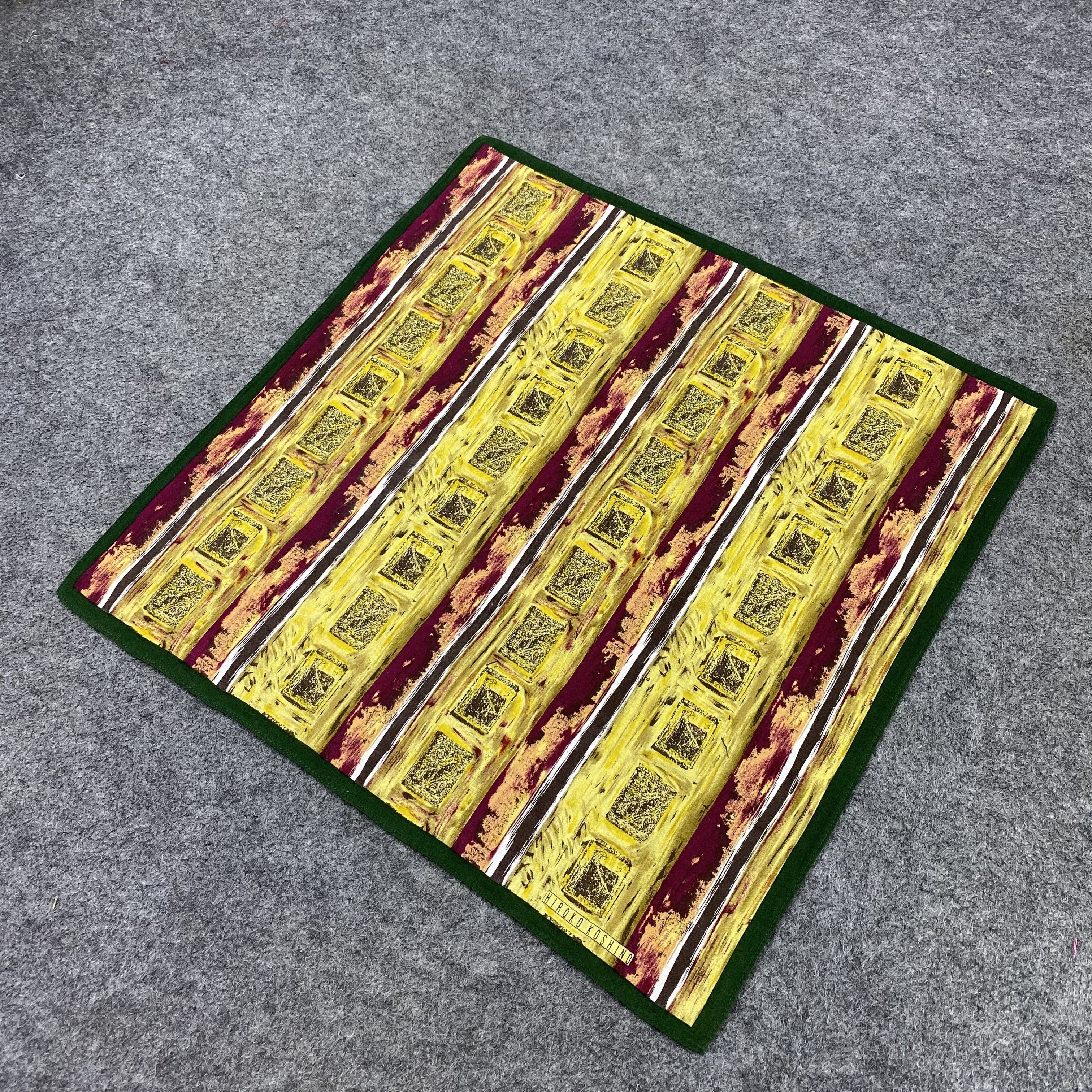 Japanese Brand Hiroko Koshino Handkerchief / Bandana / Neckerchief-B2341 Size ONE SIZE - 4 Thumbnail