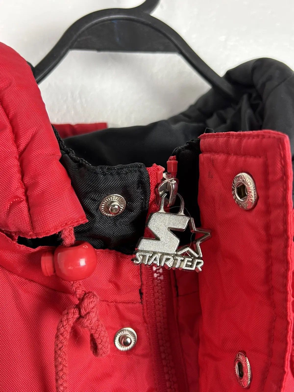 NHL Vintage Starter Detroit Red Wings NHL Hockey Warm Jacket Size US L / EU 52-54 / 3 - 11 Thumbnail