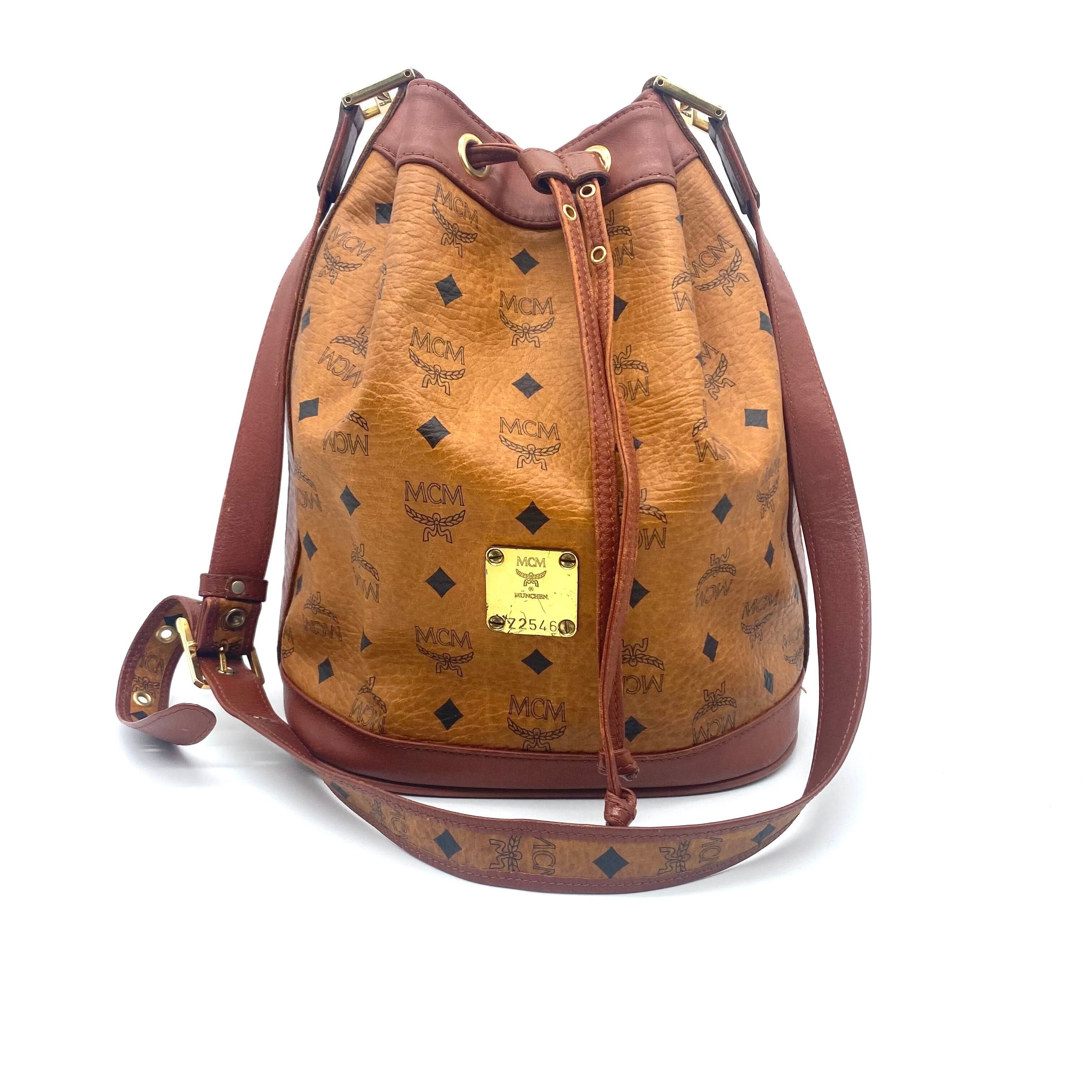 MCM MCM Drawstring Leather Shoulder Bag Size ONE SIZE - 1 Thumbnail