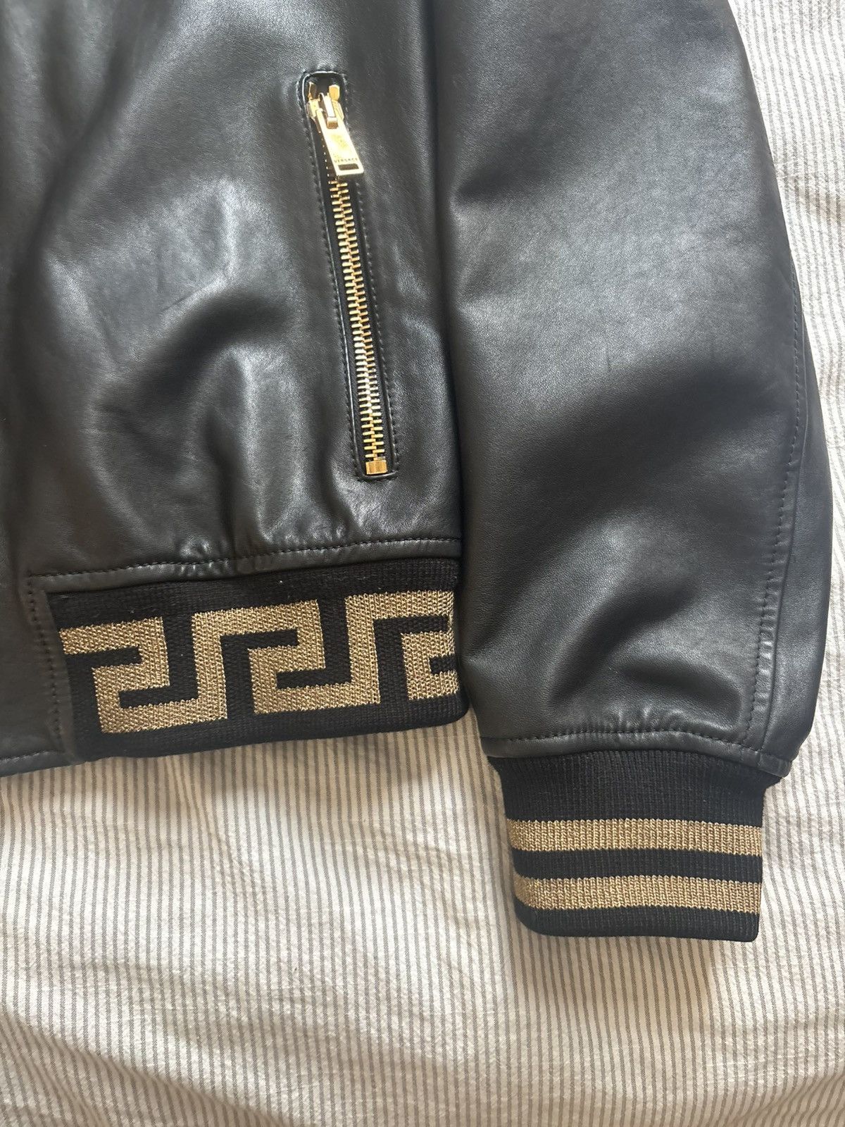 Versace ss22 versace leather jacket Size US M / EU 48-50 / 2 - 3 Thumbnail
