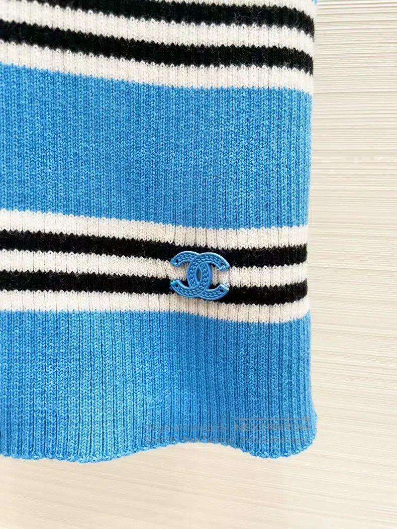 Chanel Chanel 24A blue and white striped knitted vest Size XXS / US 00 / IT 34 - 6 Thumbnail