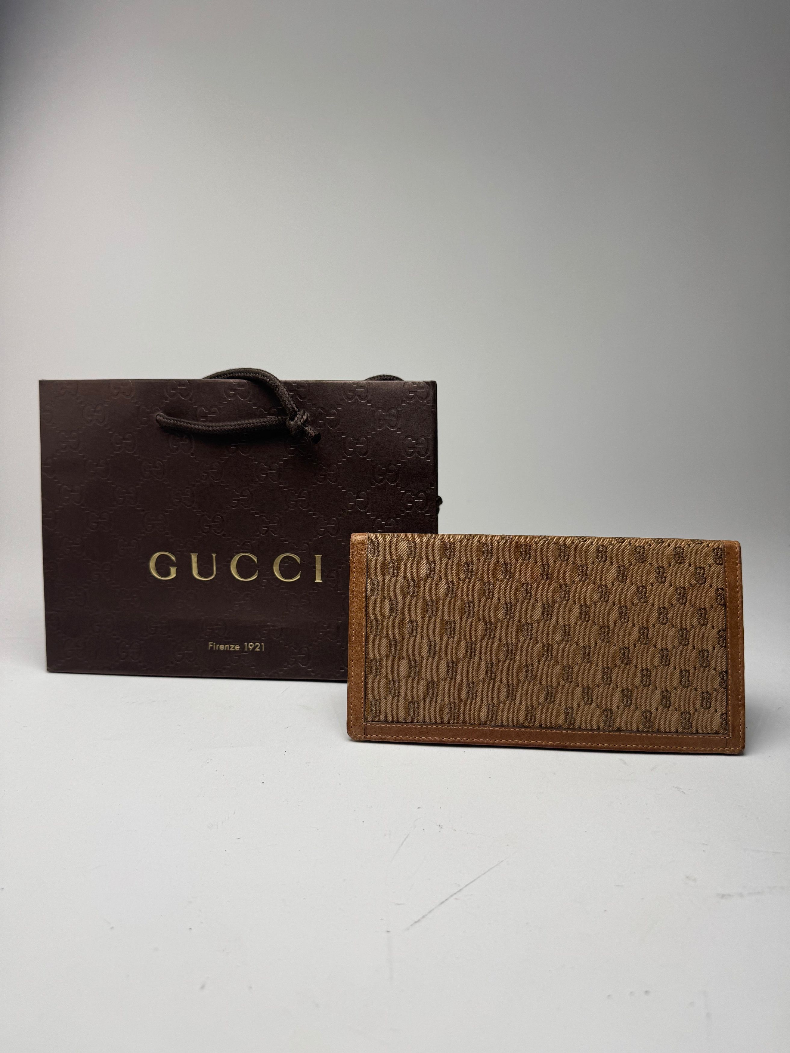 Gucci Vintage Monogram Card / ID Holder beige Brown Size ONE SIZE - 1 Thumbnail