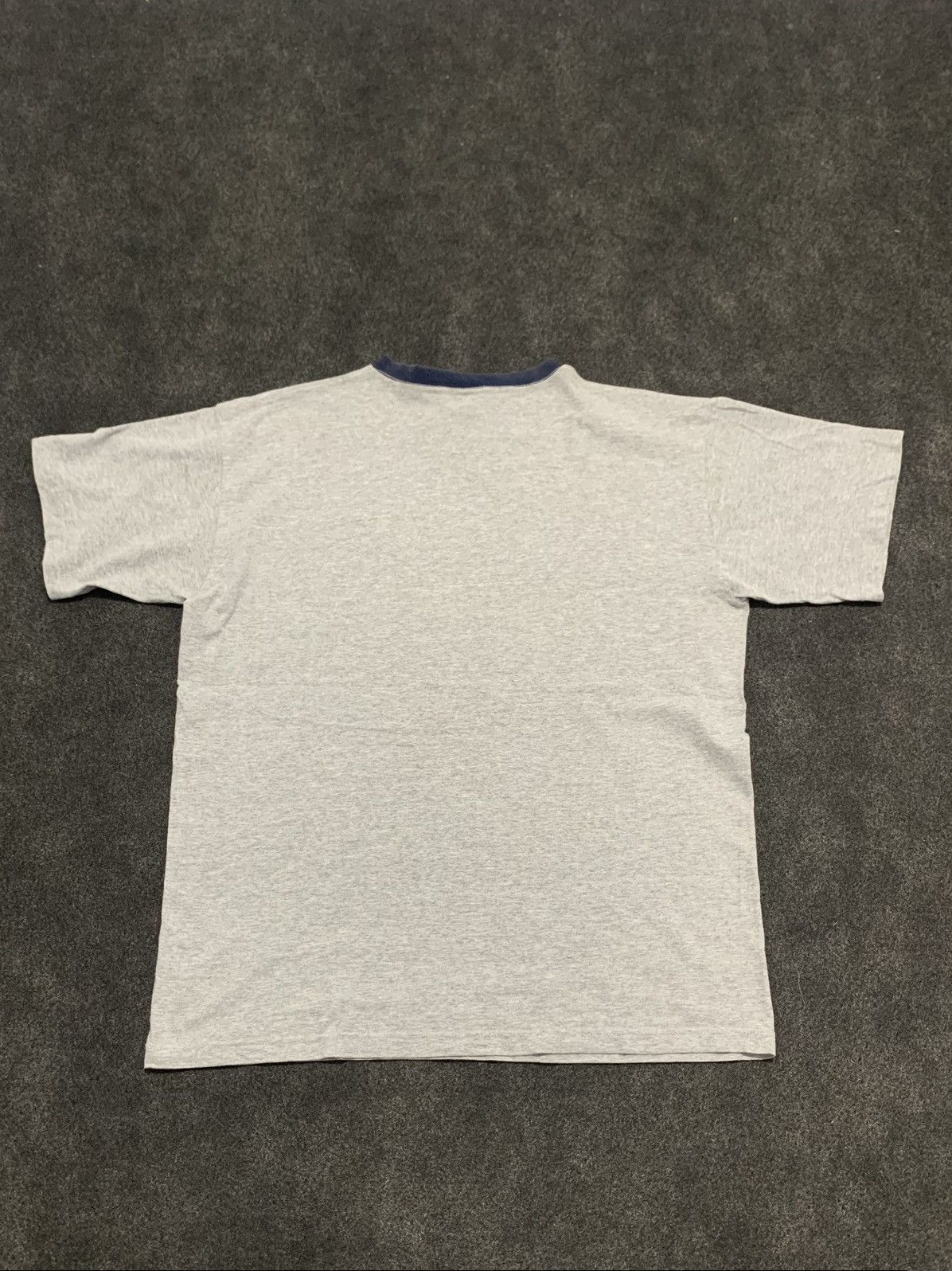 Hard Rock Cafe Vintage Hard Rock Cafe Honolulu V-Neck Ringer T-Shirt Size US M / EU 48-50 / 2 - 7 Thumbnail