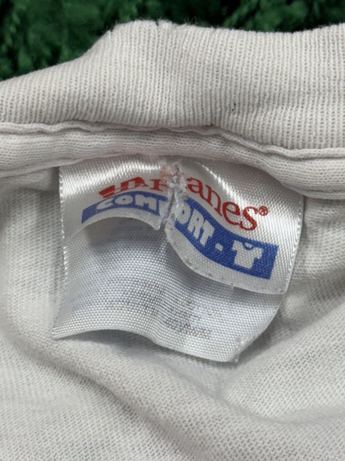 Hanes Vintage Hanes Comfort America Flag God Bless Tee White Size US M / EU 48-50 / 2 - 4 Thumbnail