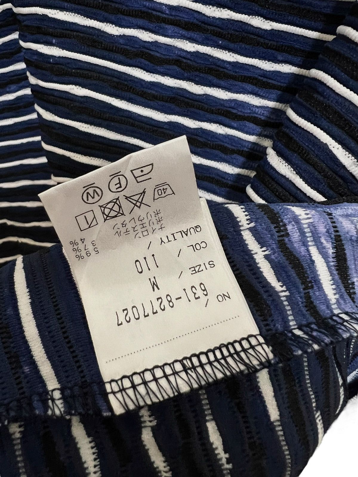 If Six Was Nine × Le Grande Bleu (L.G.B.) × Tornado Mart Tornado mart pleats distressed long slevee tee Size US M / EU 48-50 / 2 - 7 Thumbnail