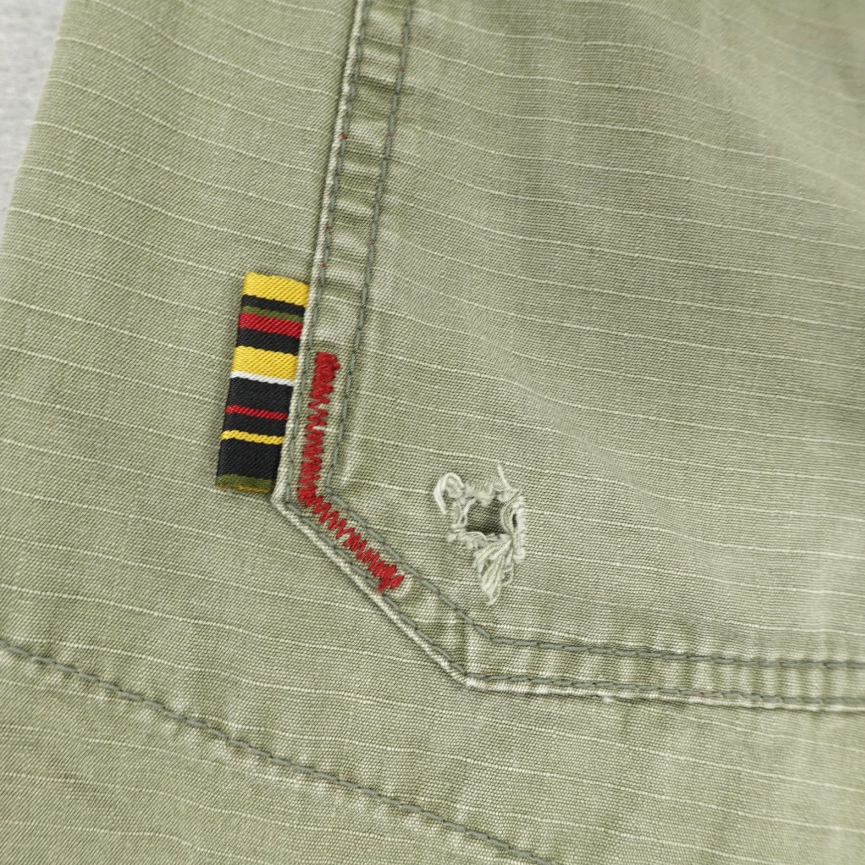 Billabong VINTAGE Billabong Cargo Shorts Men 38 Green Ripstop Casual Skate Baggy Y2K Size US 38 / EU 54 - 7 Thumbnail