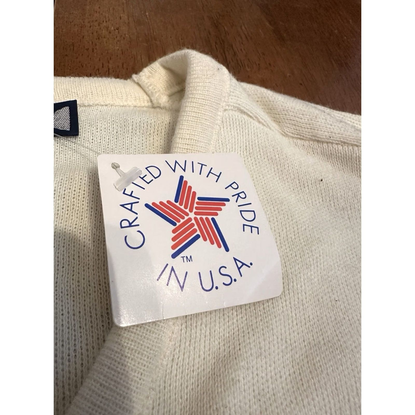 Vintage VINTAGE Sweater V Neck Acrylic XL Ivory 80s Wethersfield Connecticut Pullover Unisex Adults Size US XL / EU 56 / 4 - 5 Thumbnail