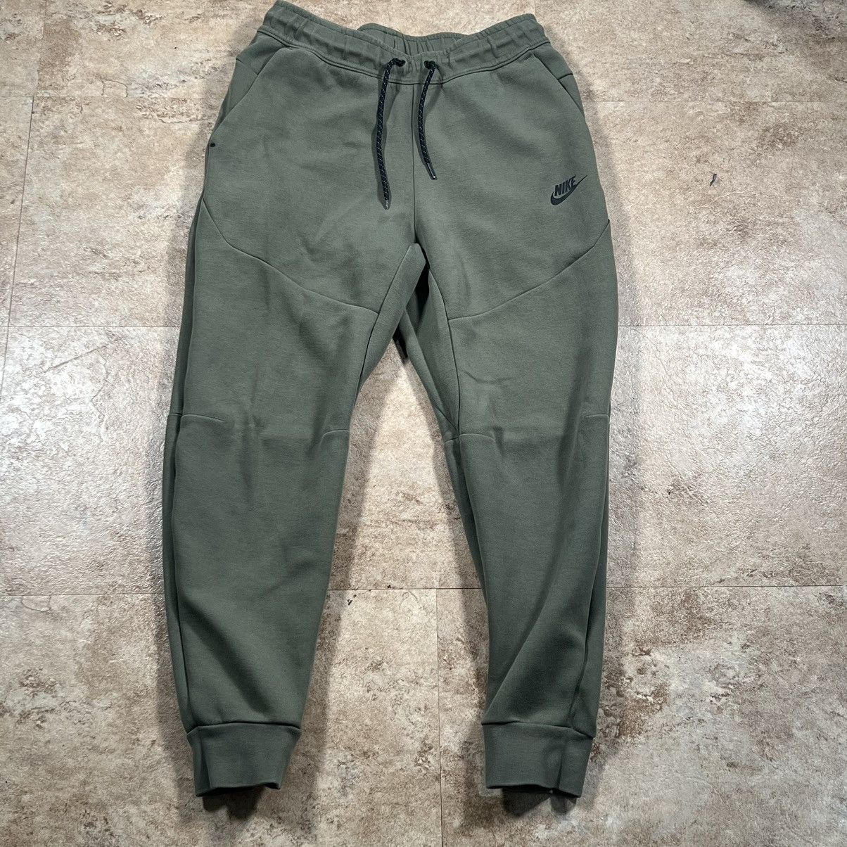 Nike Nike Tech Fleece Men's Joggers Size S Green Marsh Size US 28 / EU 44 - 1 Thumbnail