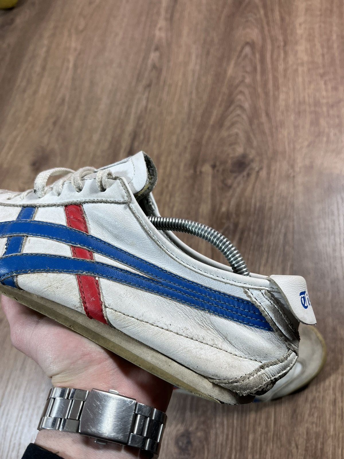 Asics Asics Onitsuka Tiger🐯 Distressed Vintage Sneakers Size US 10 / EU 43 - 19 Thumbnail