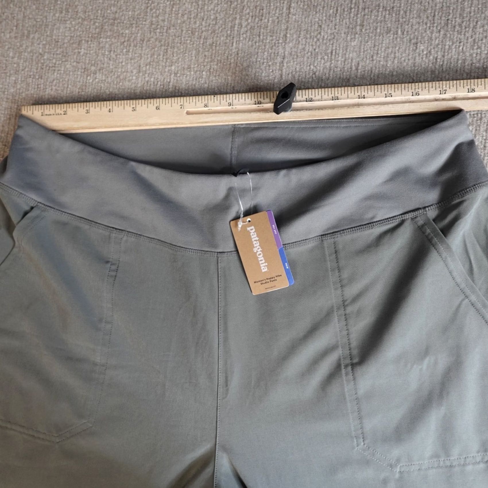 Patagonia Patagonia Womens Pants XL Gray Happy Hiking UPF 50+ NEW Tapered Ankle Performance Activewear Spring Fall Summer Shoes? Size 40" / US 18 - 3 Thumbnail