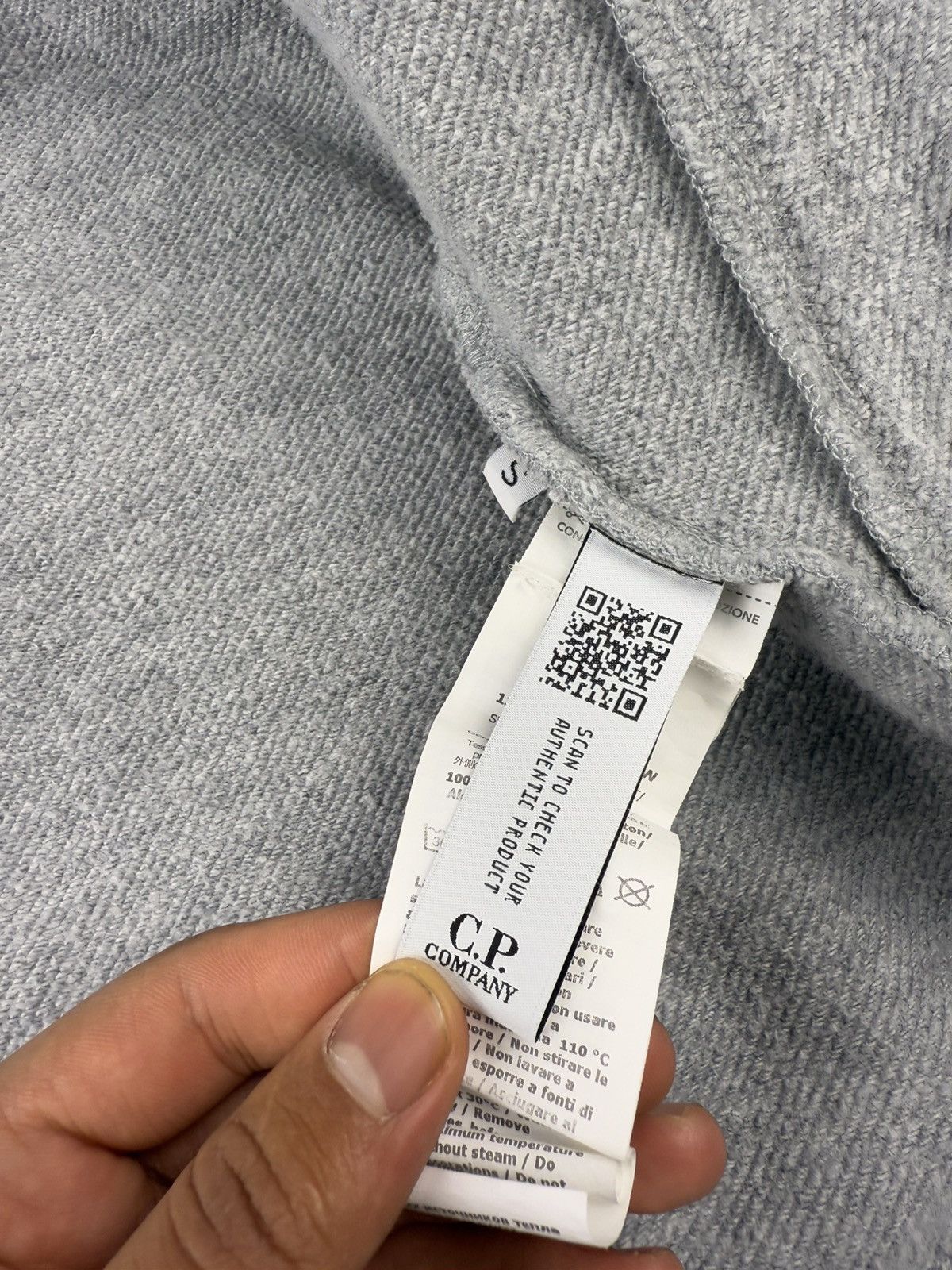 C.P. Company C.P. Company veste google jacket grey size S Size US S / EU 44-46 / 1 - 9 Thumbnail