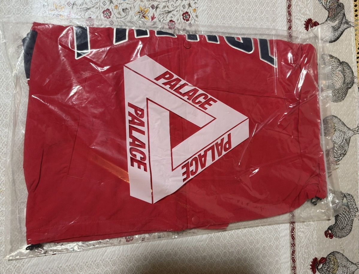 Palace Palace Skateboards London ARCHWAY COACH JACKET TRUEST RED Size US L / EU 52-54 / 3 - 8 Thumbnail