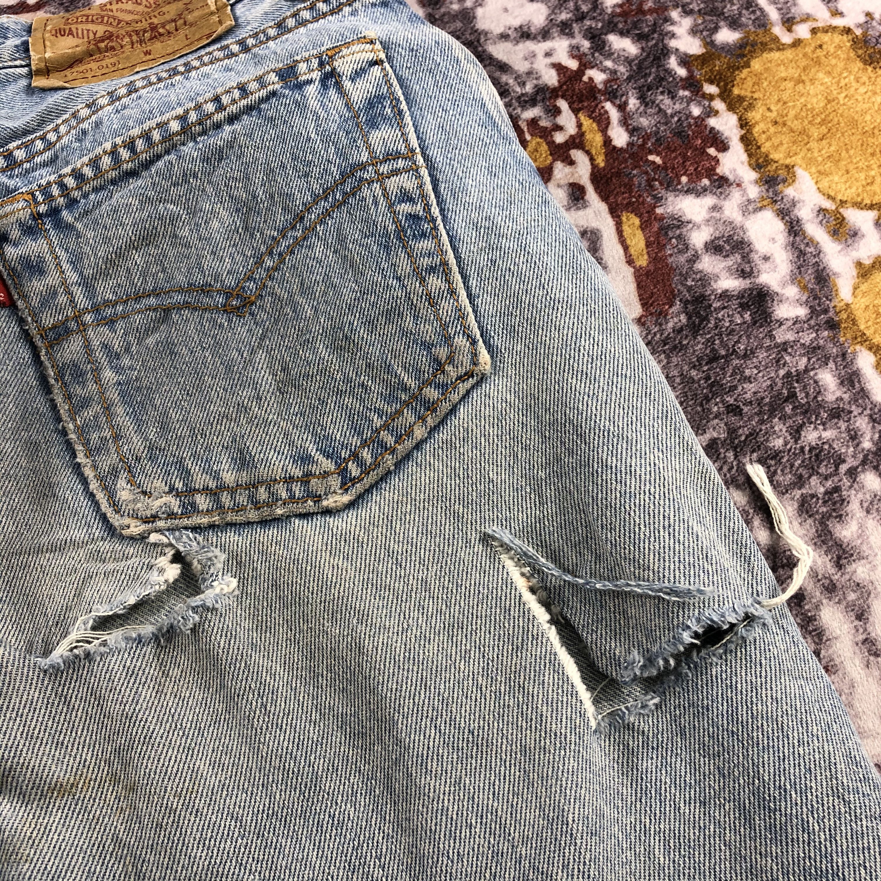 Levi's × Vintage Vintage Light Wash Distress Levis 501 Jeans-JM2234 Size US 30 / EU 46 - 6 Thumbnail