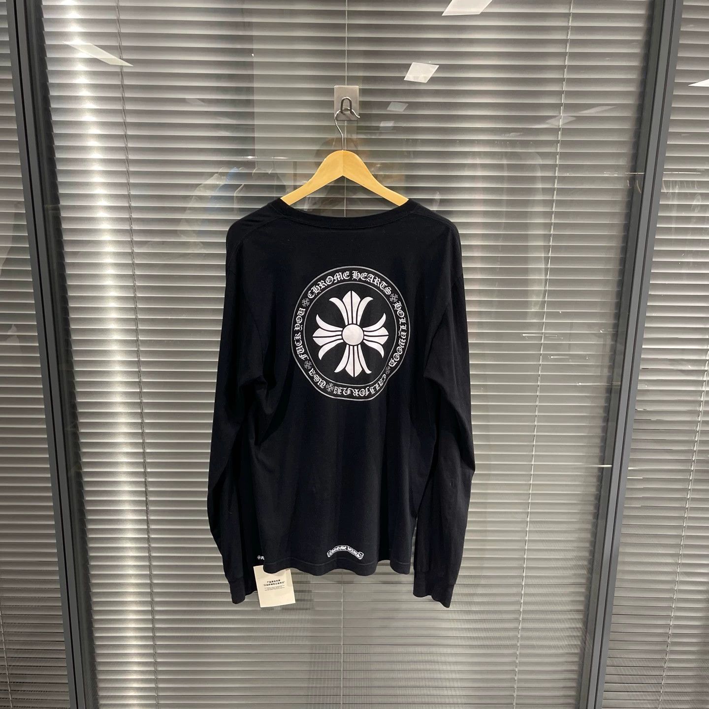 Chrome Hearts Chrome Hearts Black Cross Long Sleeve L 99 New Size US L / EU 52-54 / 3 - 2 Thumbnail
