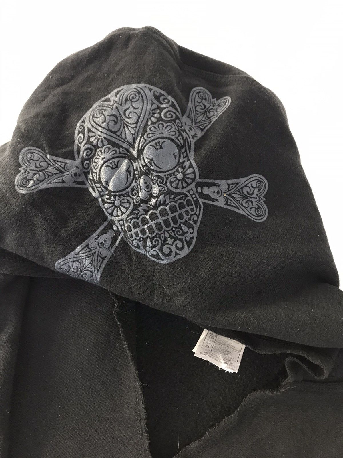 Japanese Brand Pull Over Hoodies Pirate Of The Caribbean Tatoo Skull Design Size L / US 10 / IT 46 - 6 Thumbnail