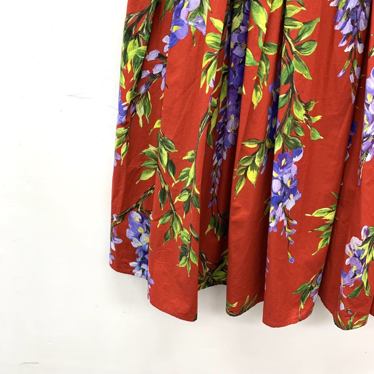 Dolce & Gabbana Dolce & Gabbana Red Floral Printed Short Sleeve Dress K26WX Size M / US 6-8 / IT 42-44 - 5 Thumbnail