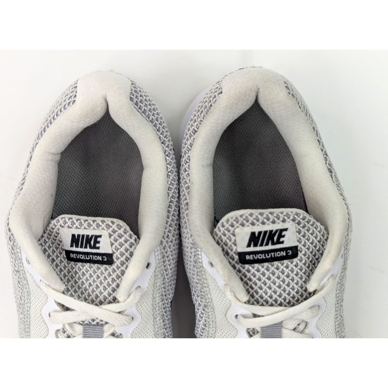 Nike Nike Revolution 3 Running Shoe Women 9.5 White Black Wolf Grey Low Top 819303 Size L / US 10 / IT 46 - 7 Thumbnail