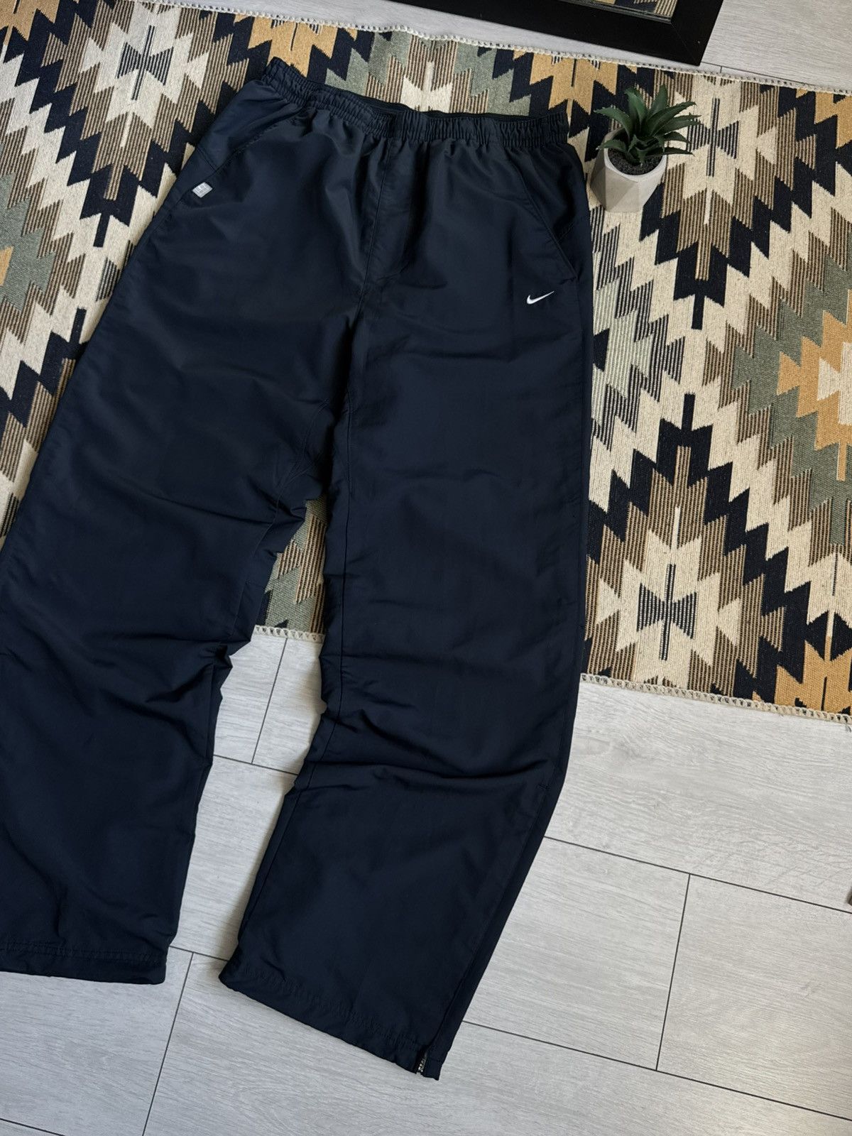 Nike Vintage Nike Nylon Y2K Pants Size US 34 / EU 50 - 4 Thumbnail