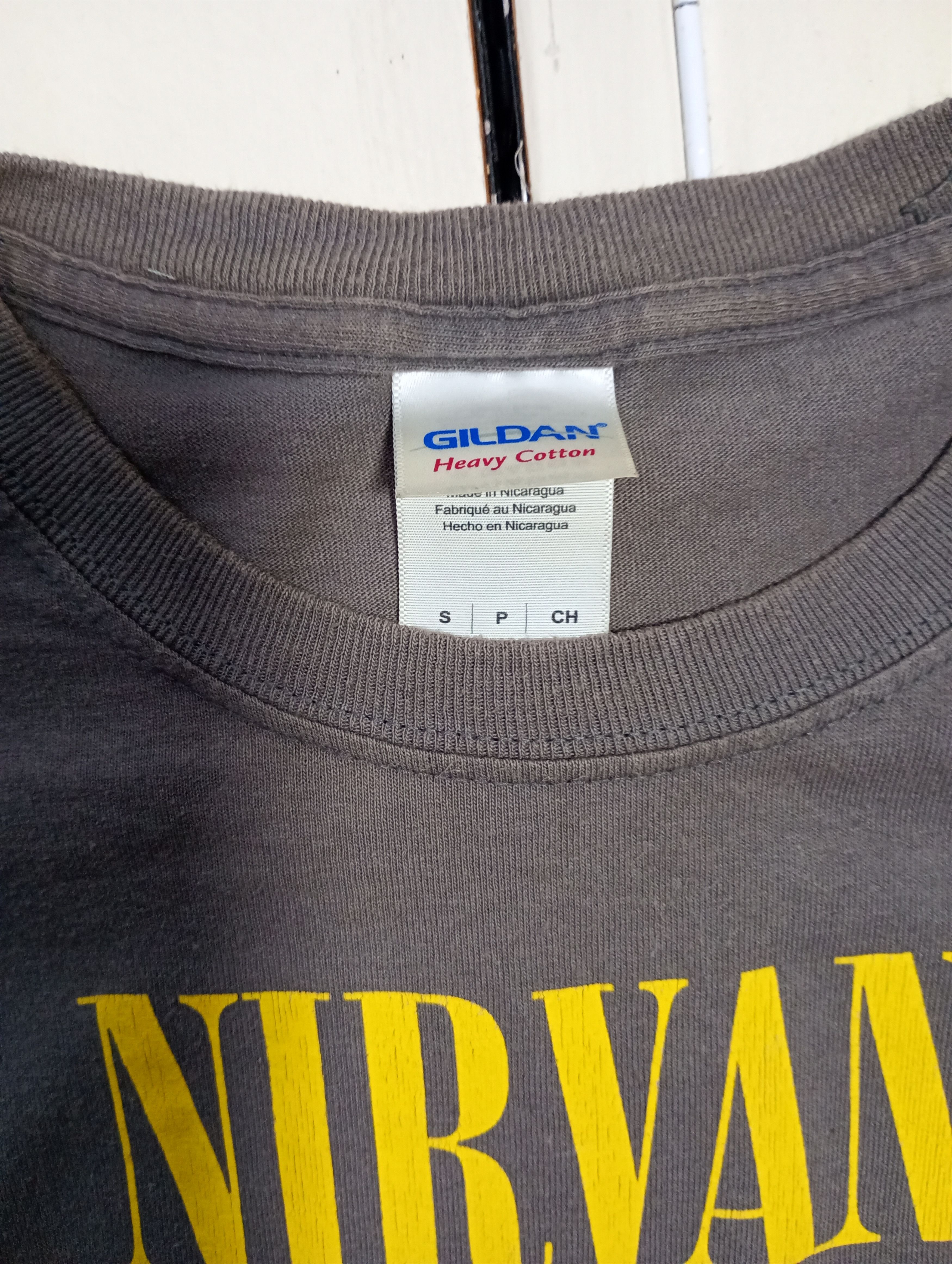Gildan Nirvana Smile Gildan T-Shirt 2003 Size US S / EU 44-46 / 1 - 7 Thumbnail