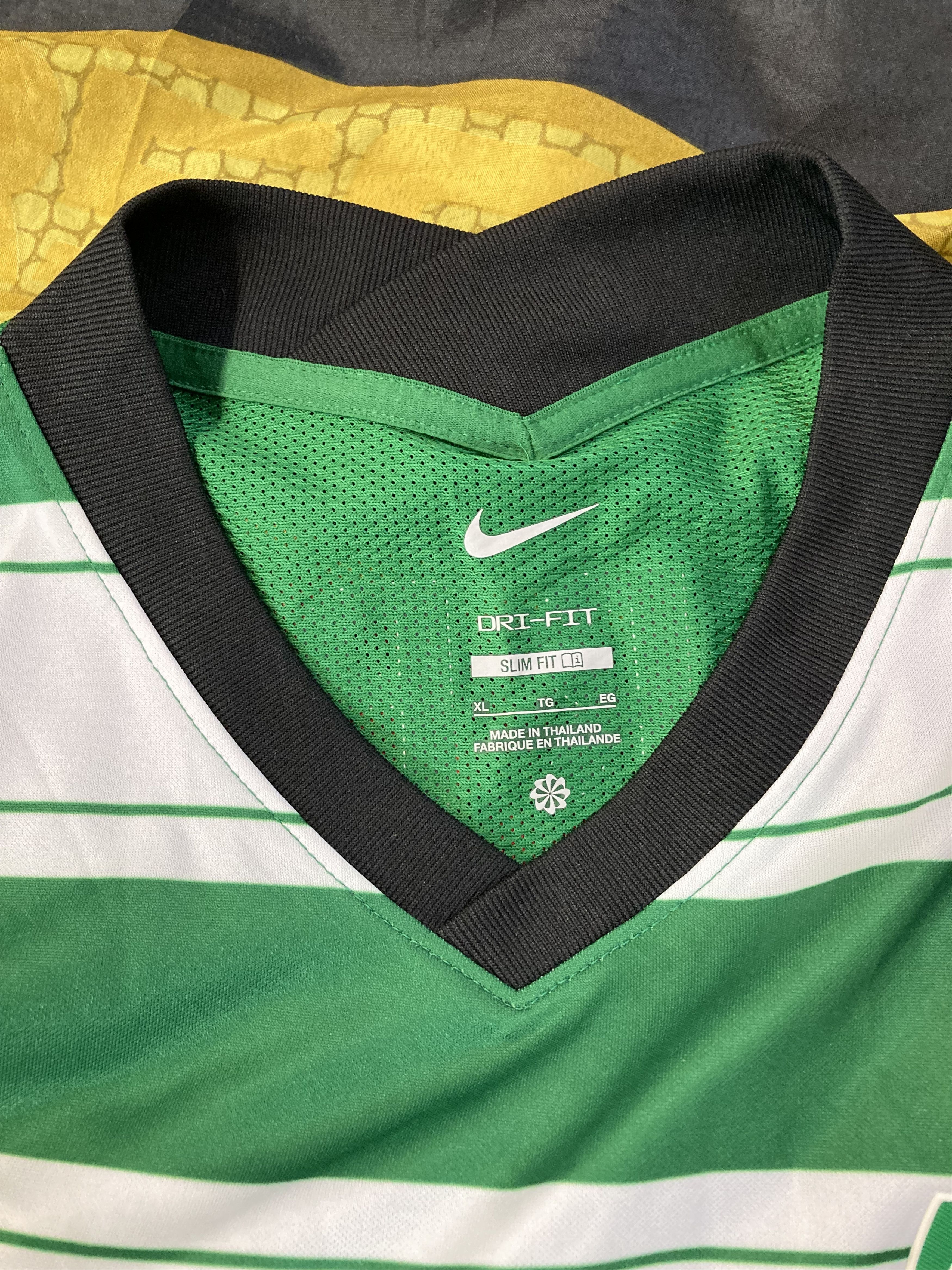 Nike Sporting Lisbon CP Nike 2022/23 Home Football Soccer Jersey Size US XL / EU 56 / 4 - 3 Thumbnail