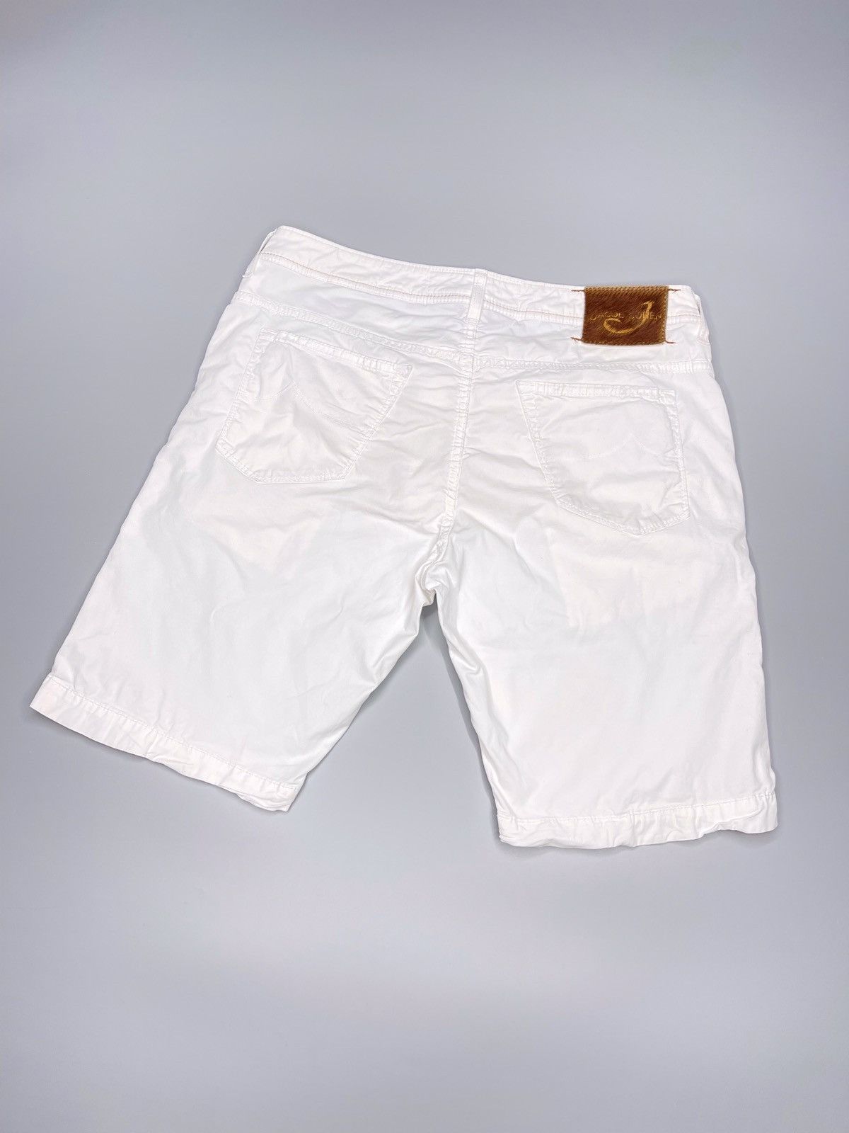 Jacob Cohen Jacob Cohen Luxury White Short Size US 30 / EU 46 - 2 Thumbnail