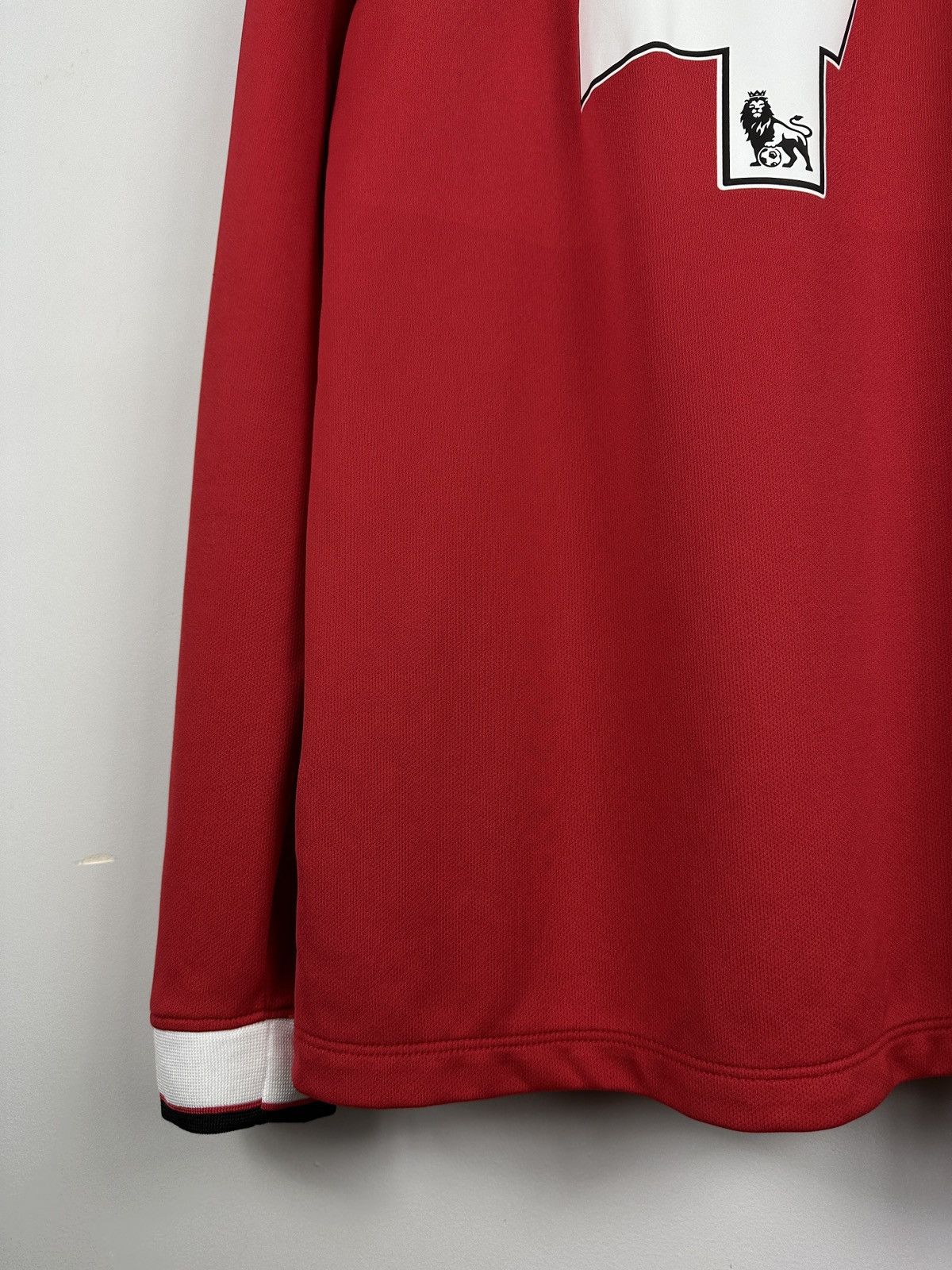 Nike #4 Jones Manchester United Nike Long Sleeve Soccer Jersey Size US M / EU 48-50 / 2 - 19 Thumbnail