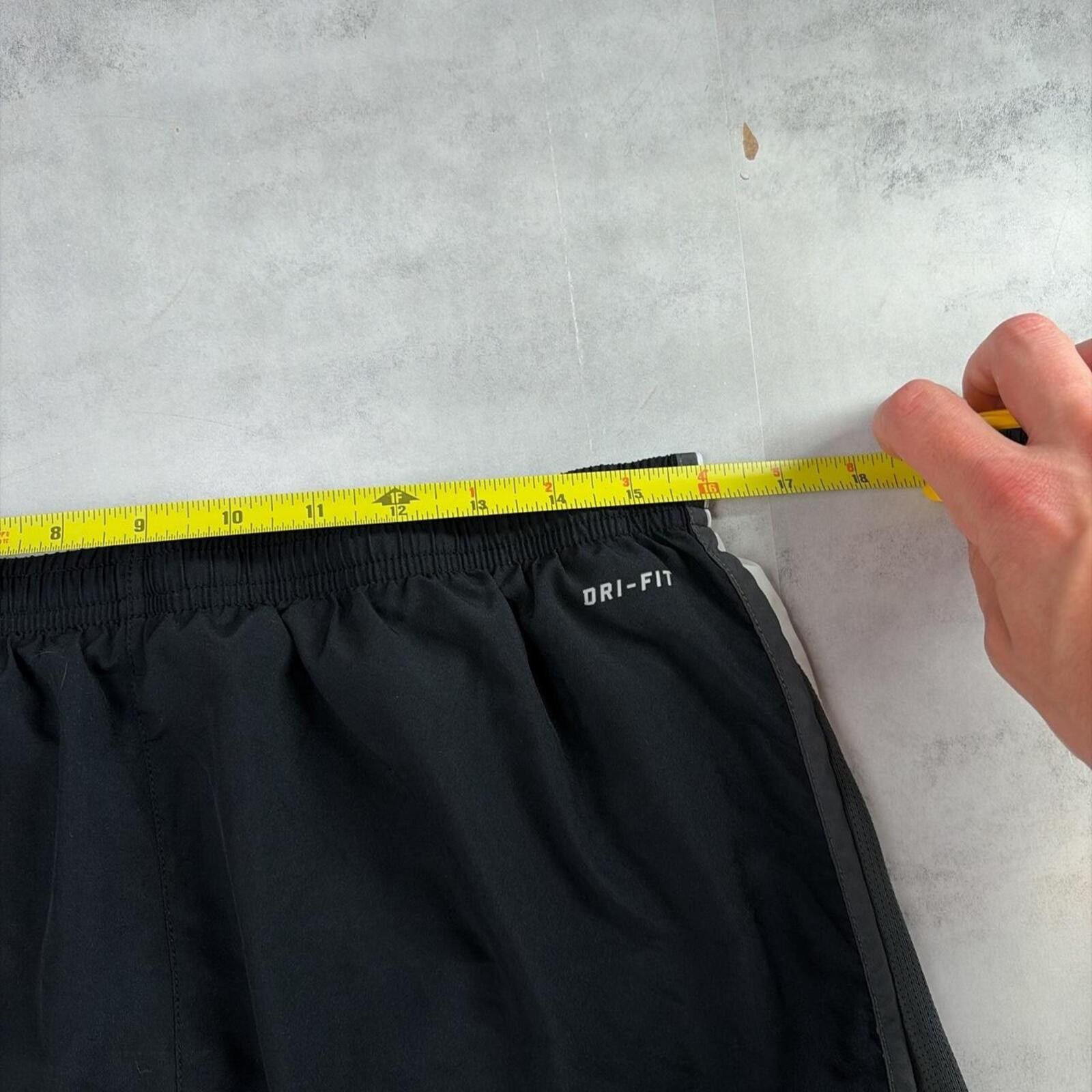 Nike Y2K Black Nike Swoosh Dri Fit Running Mini Shorts Size 36" / US 14 / IT 50 - 6 Thumbnail