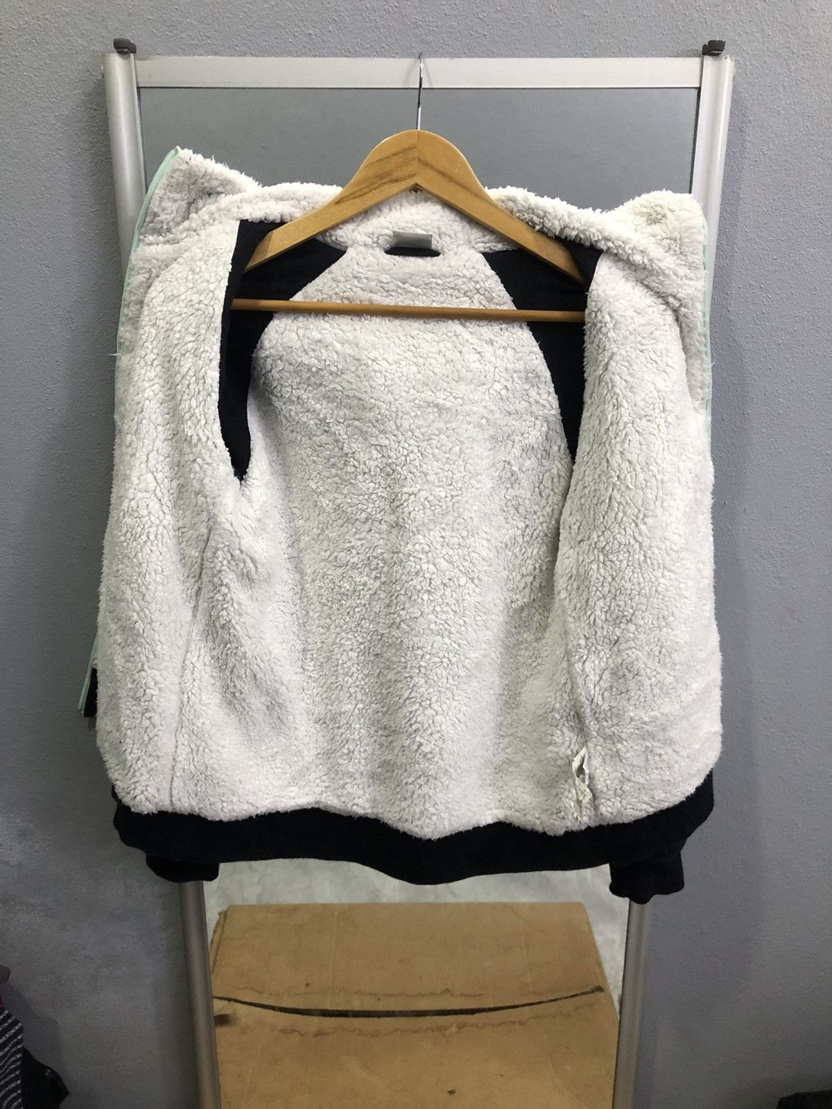 Puma Puma Women’s Sherpa Lined Black Charcoal Quilted Hoodie Size L / US 10 / IT 46 - 8 Thumbnail
