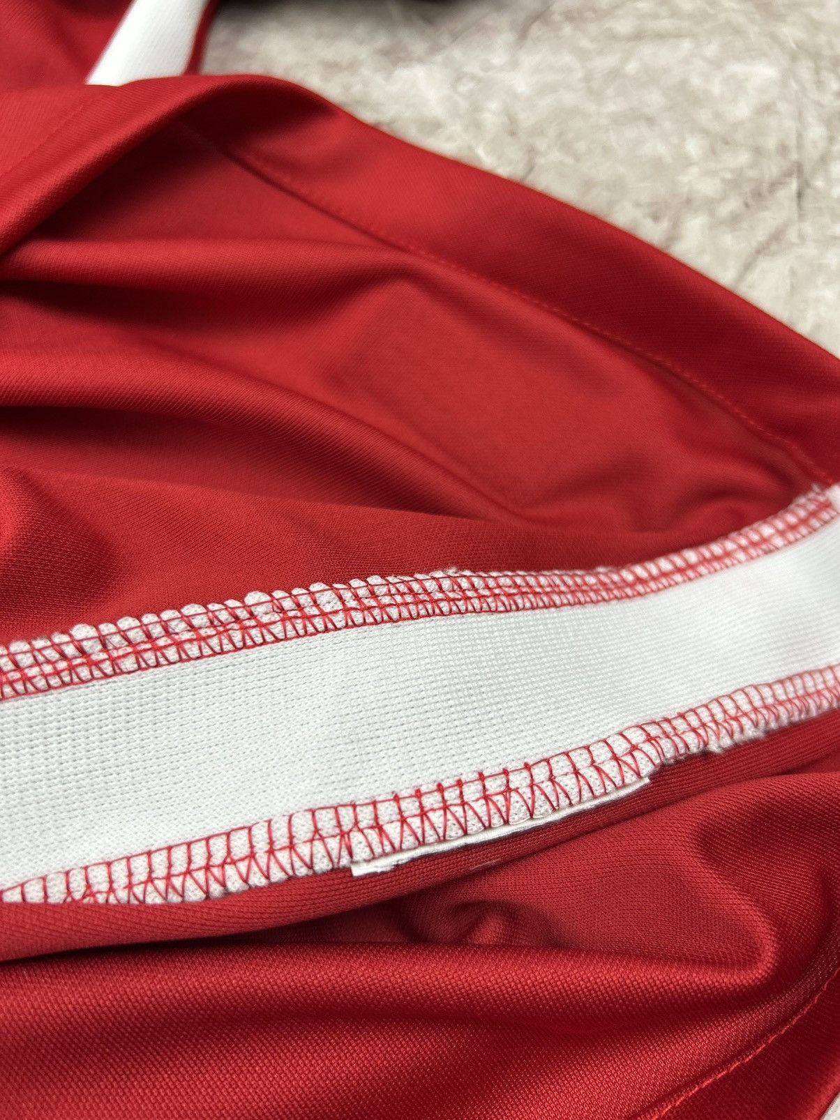 Vintage Nike Liverpool 2020-21 Home Jersey Size US S / EU 44-46 / 1 - 7 Thumbnail