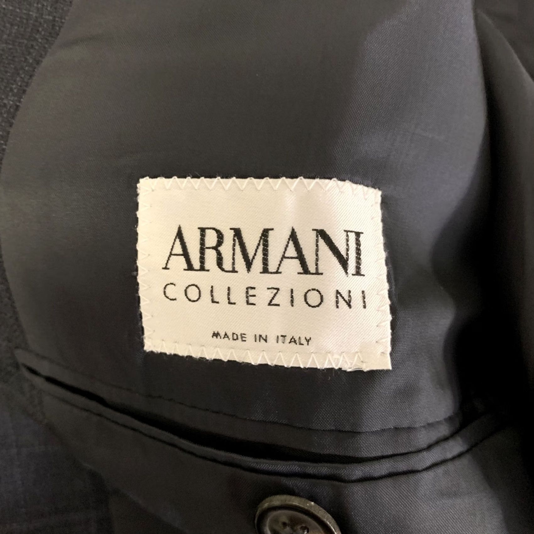 Armani ARMANI COLLEZIONI Sport Coat Size 44 Navy Plaid Wool Notch Lapel Size US S / EU 44-46 / 1 - 5 Thumbnail