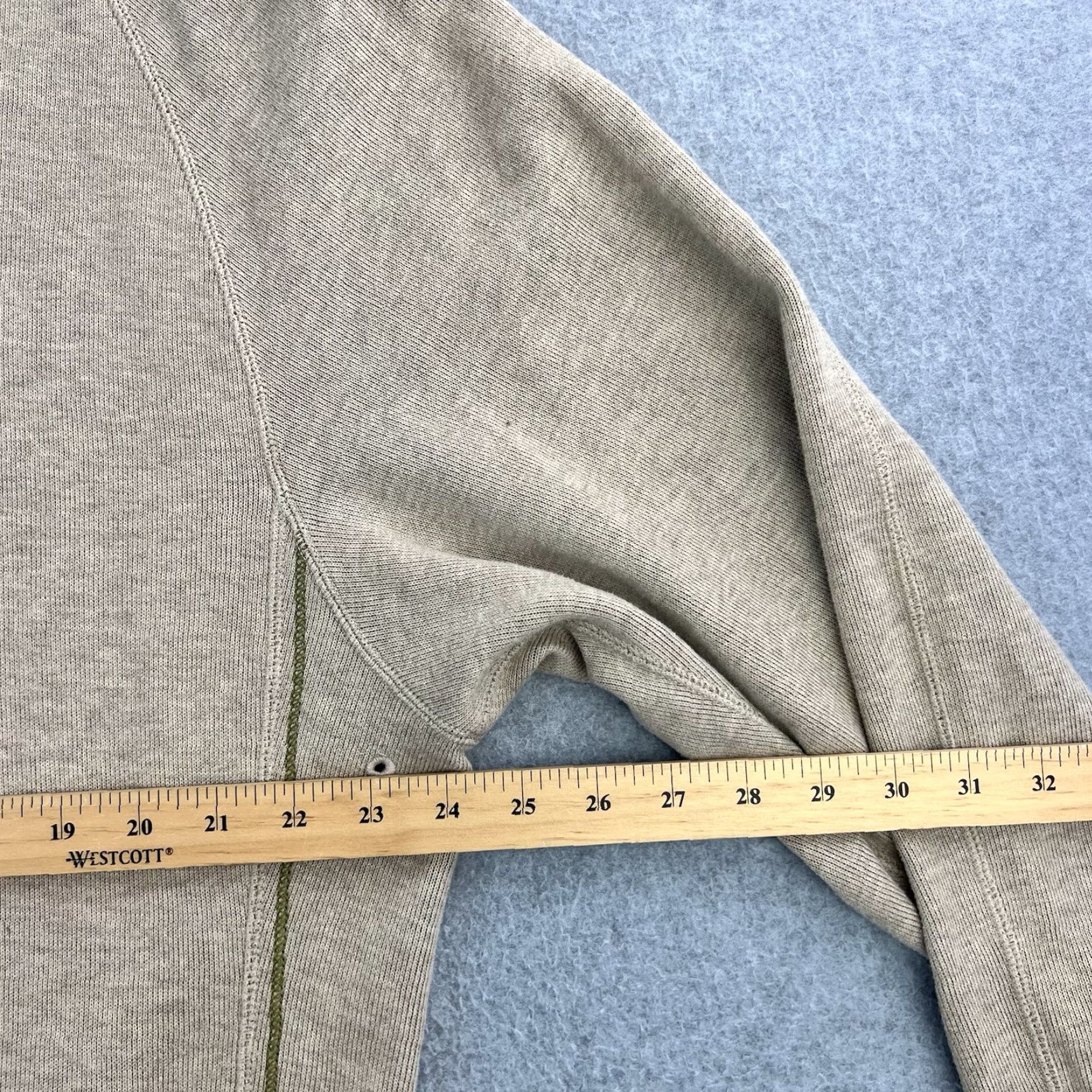 Tommy Bahama Tommy Bahama Sweater Mens Large Beige Long Sleeve Knit Pullover Adult Size US L / EU 52-54 / 3 - 2 Thumbnail