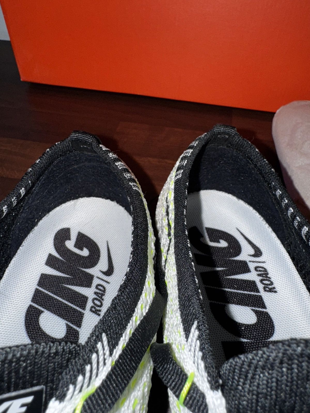 Nike Nike Fly Racer Orca Volt 45 EU / 11 US–NEW– Authentic + Box Size US 11 / EU 44 - 11 Thumbnail