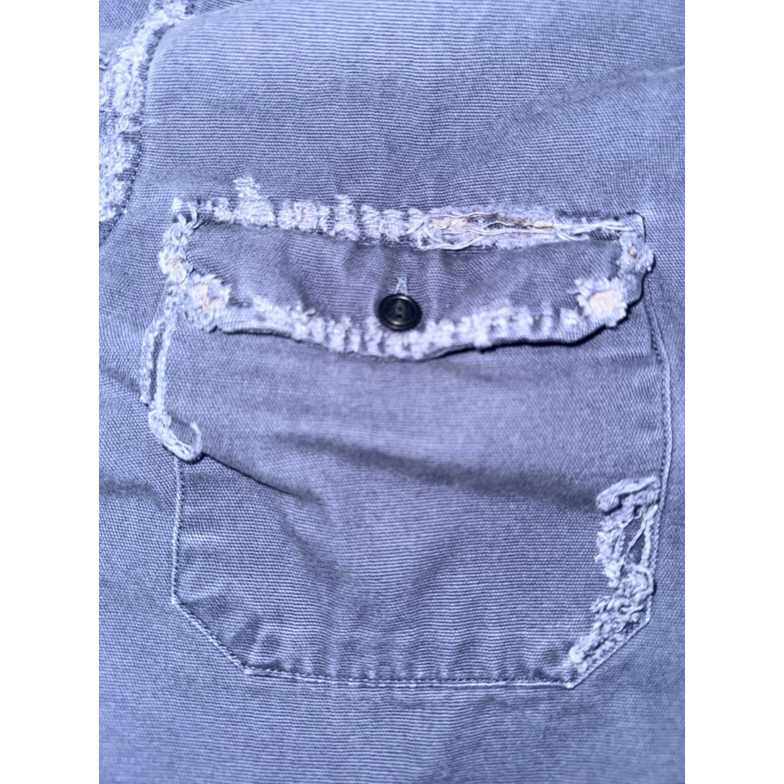Levi's VINTAGE Levi's Distressed Collarless Workwear Shirt Blue M Men Long Sleeve Button-Up 21x25 Size US M / EU 48-50 / 2 - 2 Thumbnail