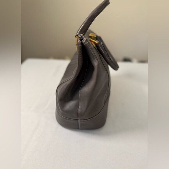 Loewe Vintage Loewe Gray Leather Top Handle Purse w/ COA 🇪🇸 Size ONE SIZE - 4 Thumbnail