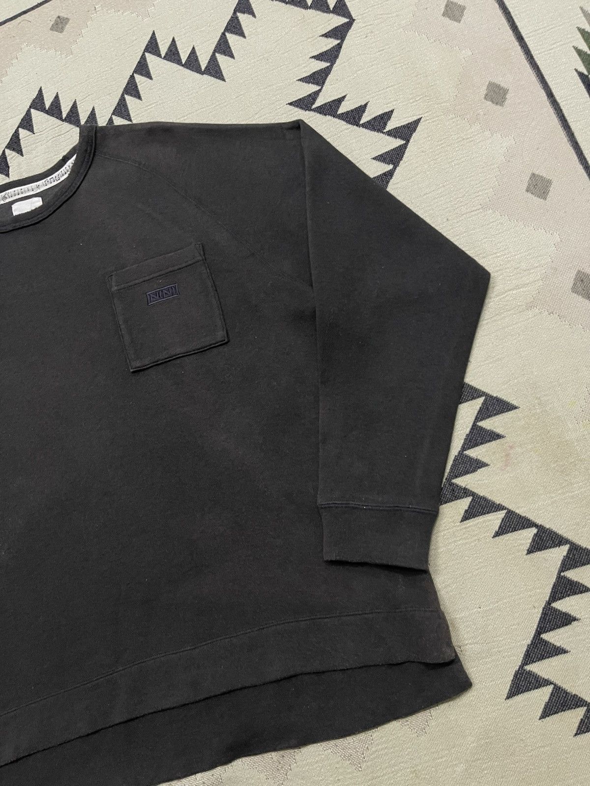 Number (N)ine 2000s NUMBER (N)INE SWEATSHIRT SINGLE POCKET SMALL LOGO Size US L / EU 52-54 / 3 - 5 Thumbnail