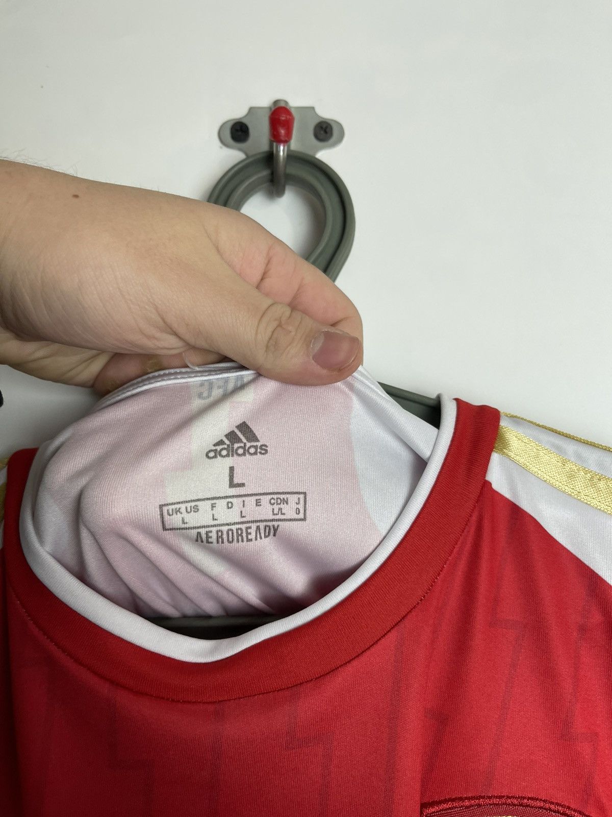 Vintage t-shirt Adidas Arsenal 23/24soccer jersey big logo Size US L / EU 52-54 / 3 - 8 Thumbnail