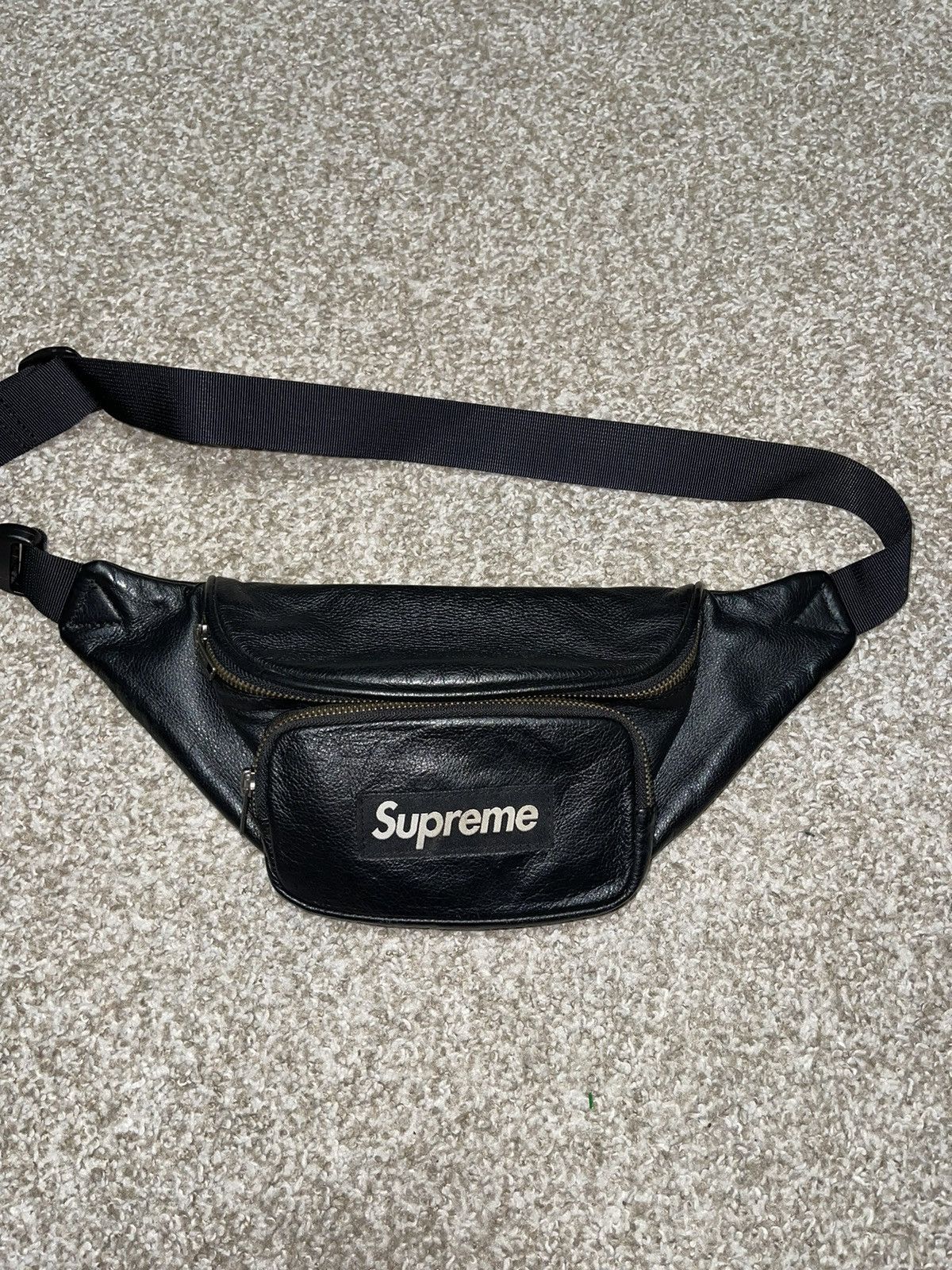Supreme Leather Waist Bag 17SS