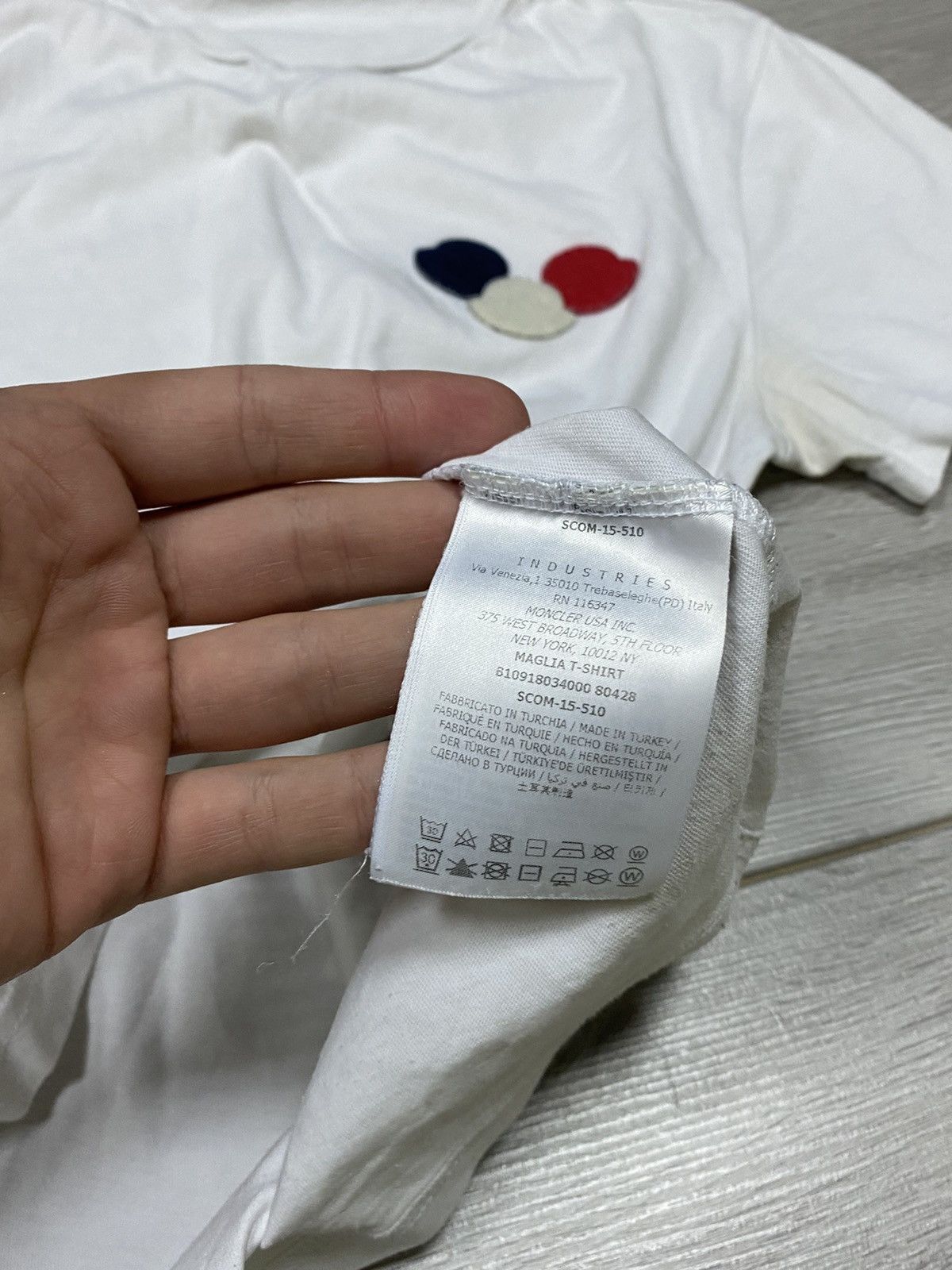 Moncler Moncler Maglia t-shirt 3 logo blue white red Size US S / EU 44-46 / 1 - 4 Thumbnail