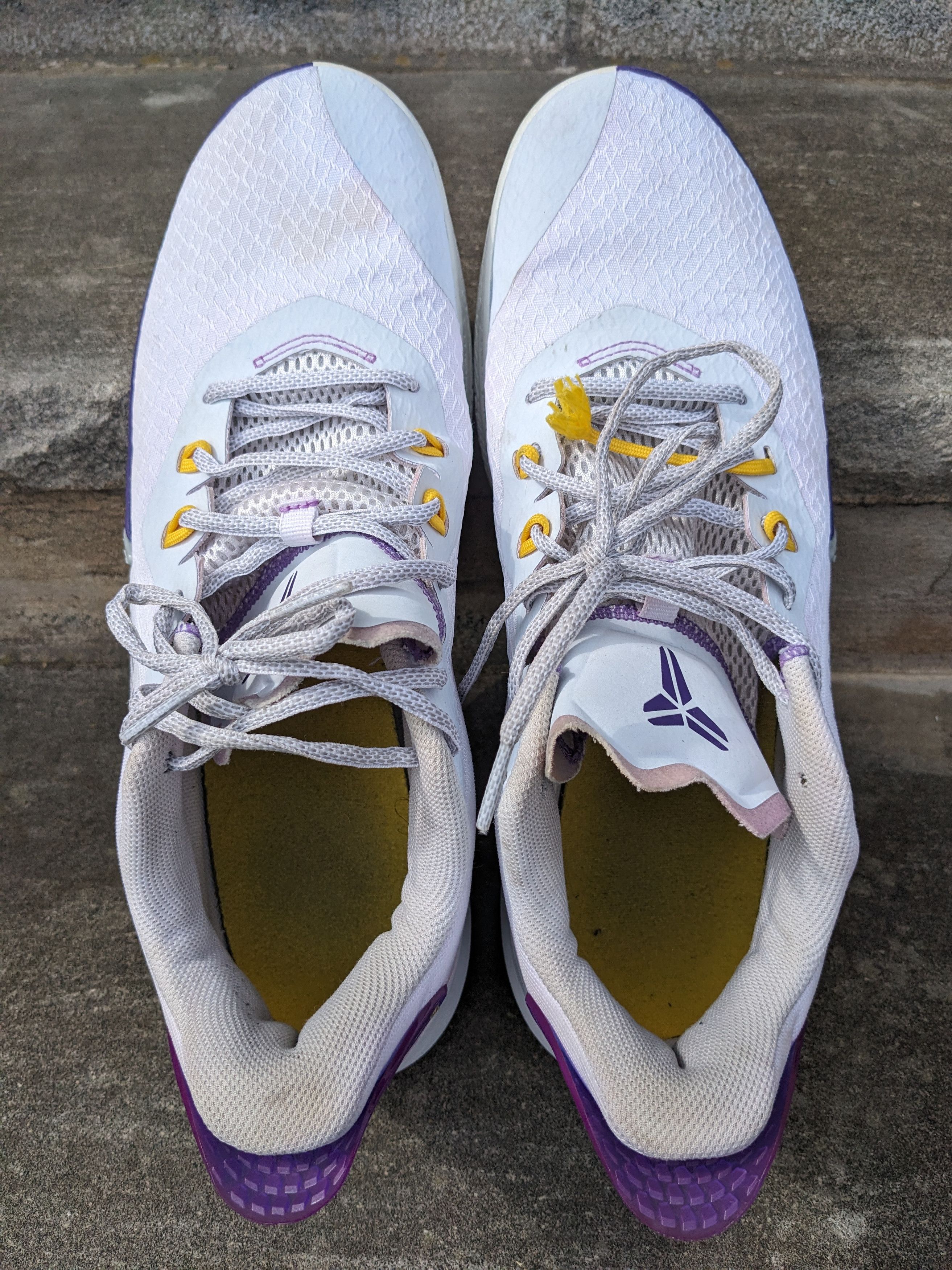 Nike Kobe Bryant Mamba Fury Lakers Men's Size 13 CK2087-101