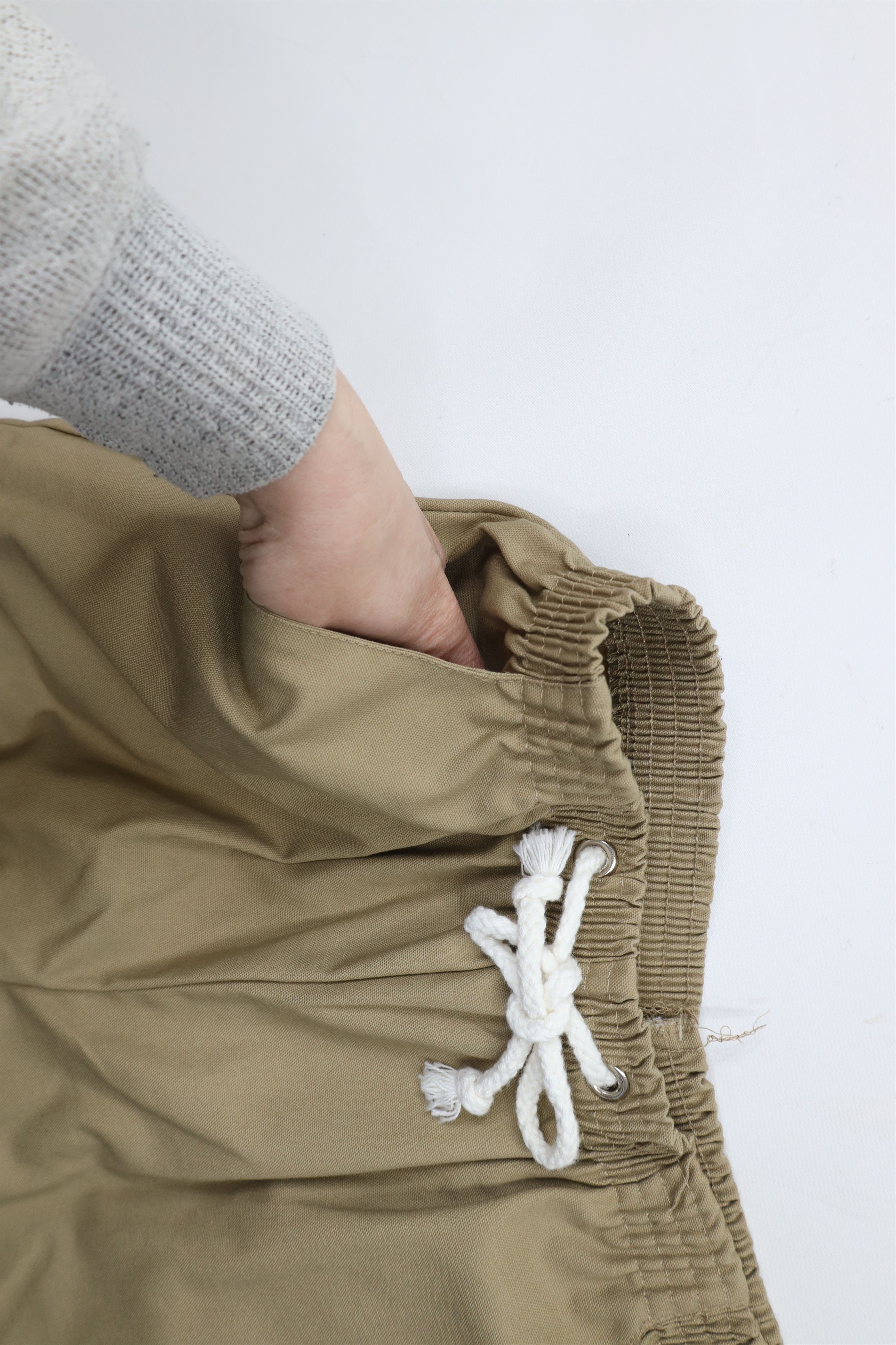 Vintage Vintage 90s Streetwear Blank Tapered Leg Pants Beige Size 26" / US 2 / IT 38 - 9 Thumbnail