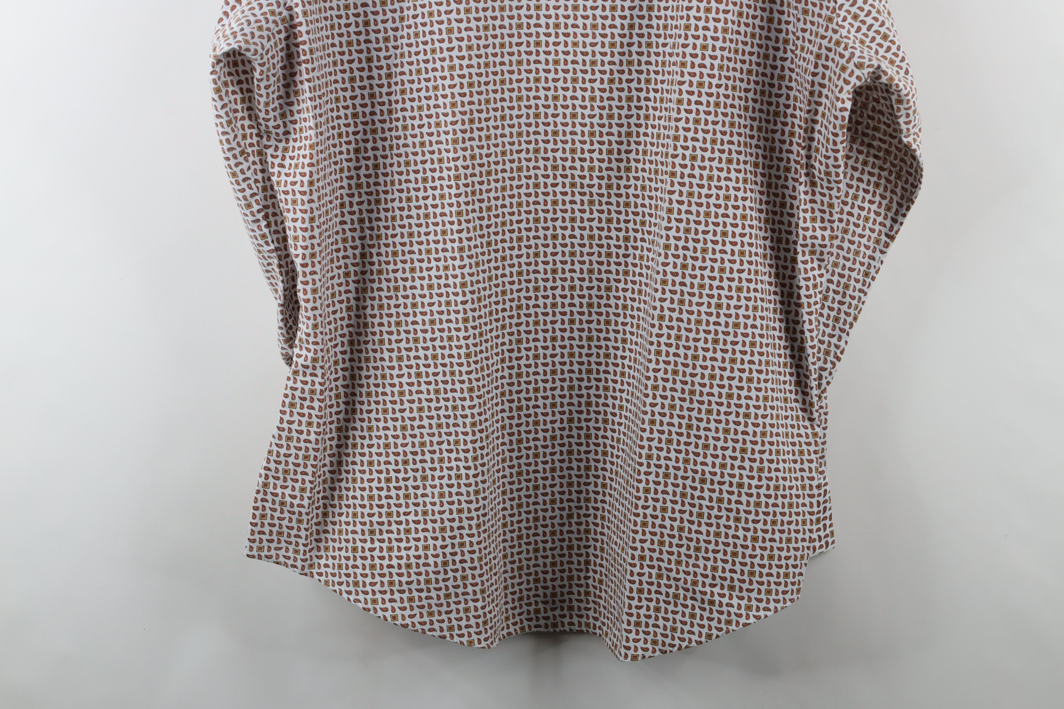 Vintage Vintage 60s 70s Streetwear Geometric Collared Button Shirt Size US L / EU 52-54 / 3 - 10 Thumbnail