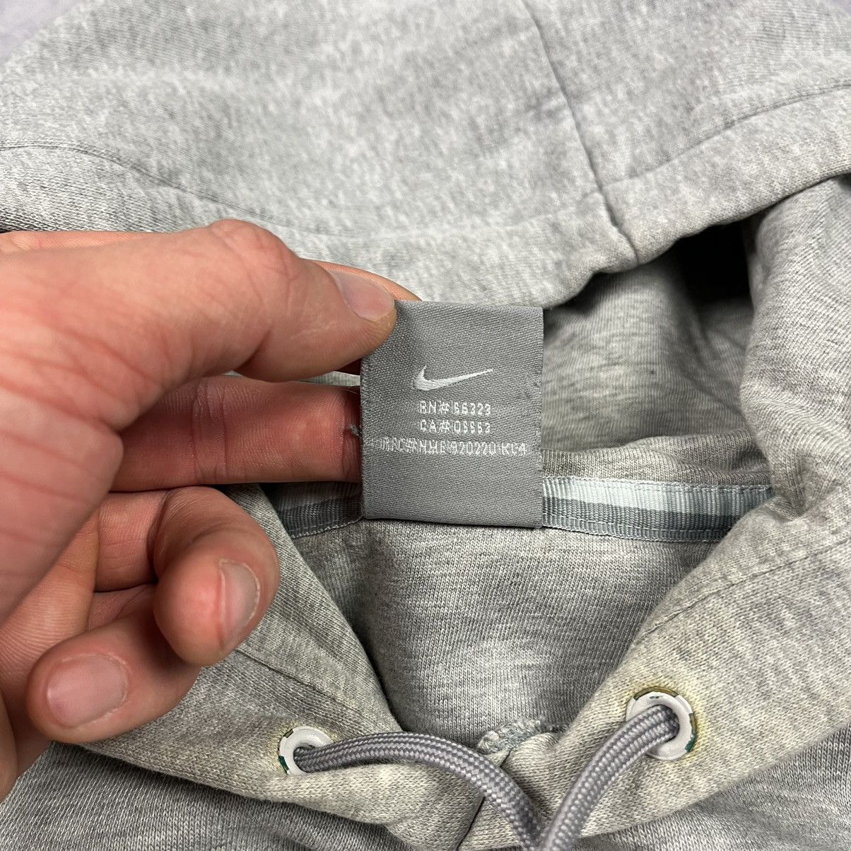 Nike Vintage Nike swoosh baggy y2k hoodie 90’s Size US XL / EU 56 / 4 - 6 Thumbnail