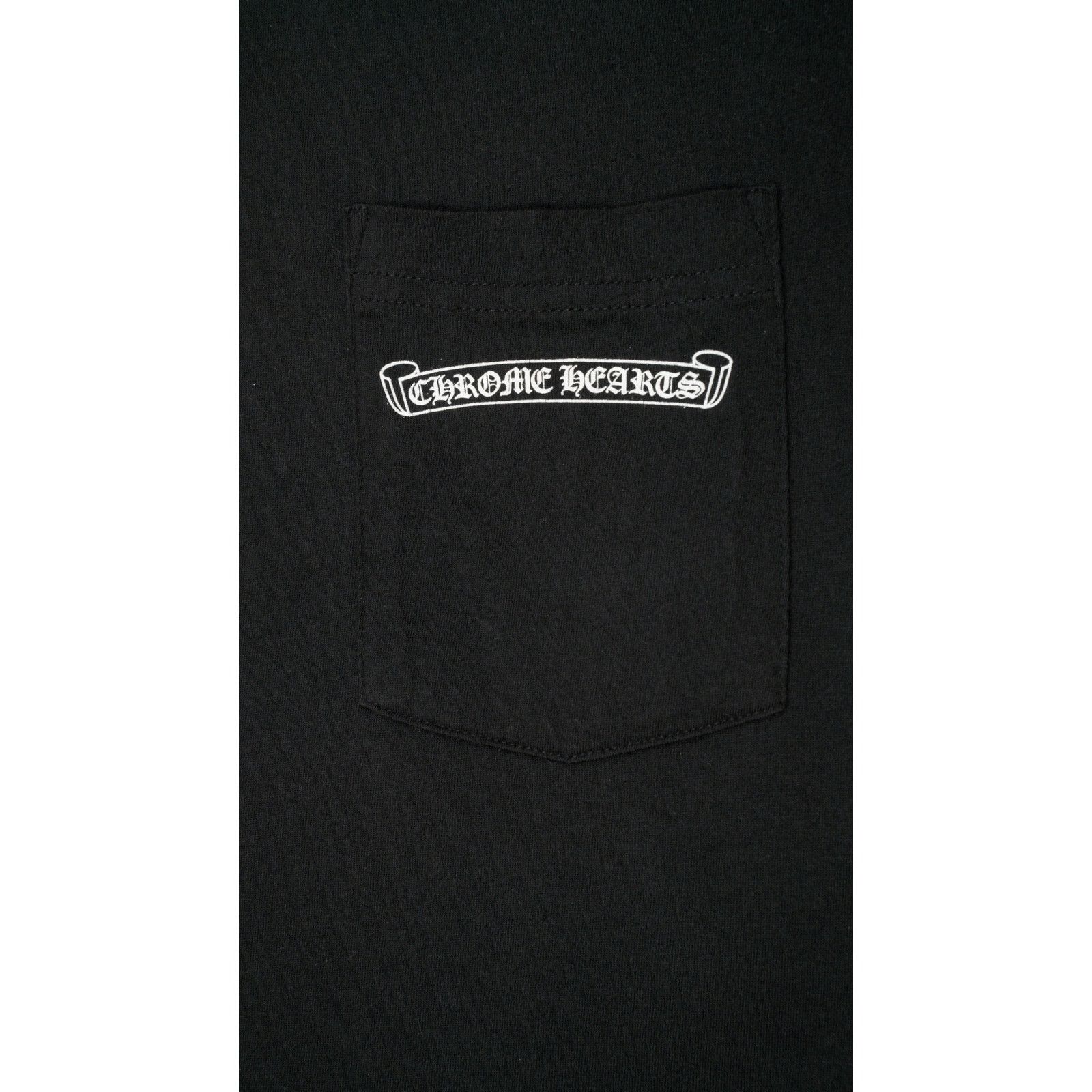 Chrome Hearts Black Scroll Logo Pocket T-Shirt Size US S / EU 44-46 / 1 - 4 Thumbnail