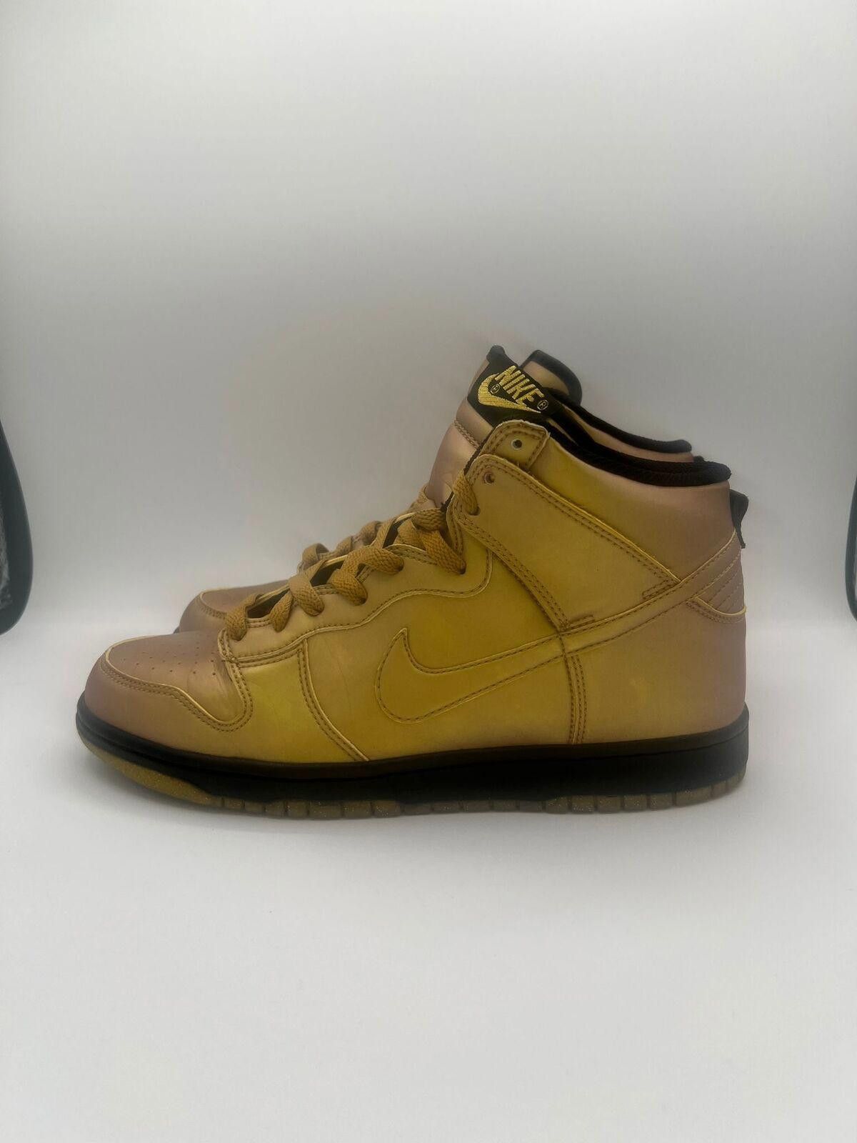 Nike Nike Men's Dunk Olympic 2004 308348-771 Metallic USED Size US 9 / EU 42 - 2 Thumbnail